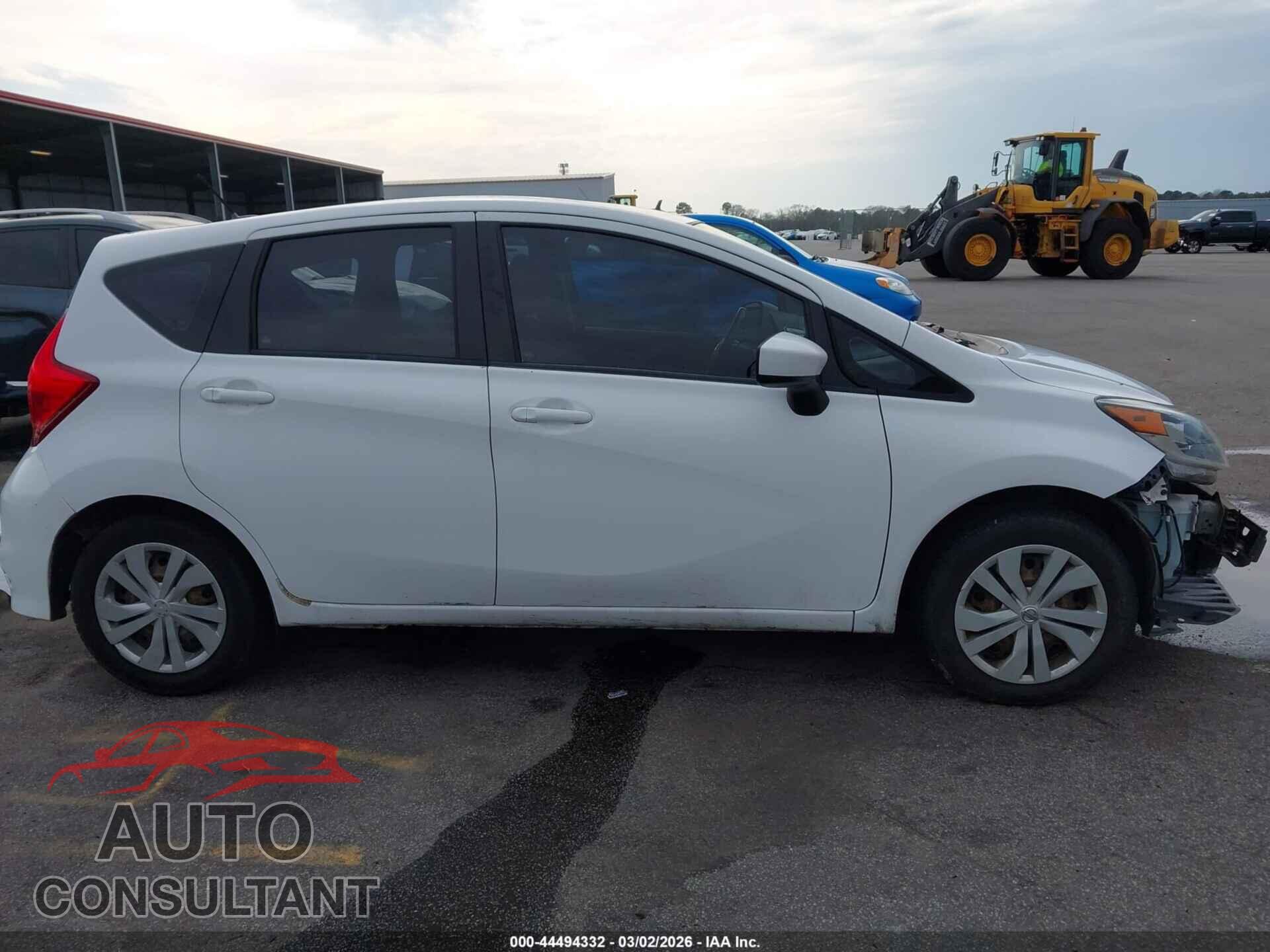 NISSAN VERSA NOTE 2017 - 3N1CE2CP9HL352918