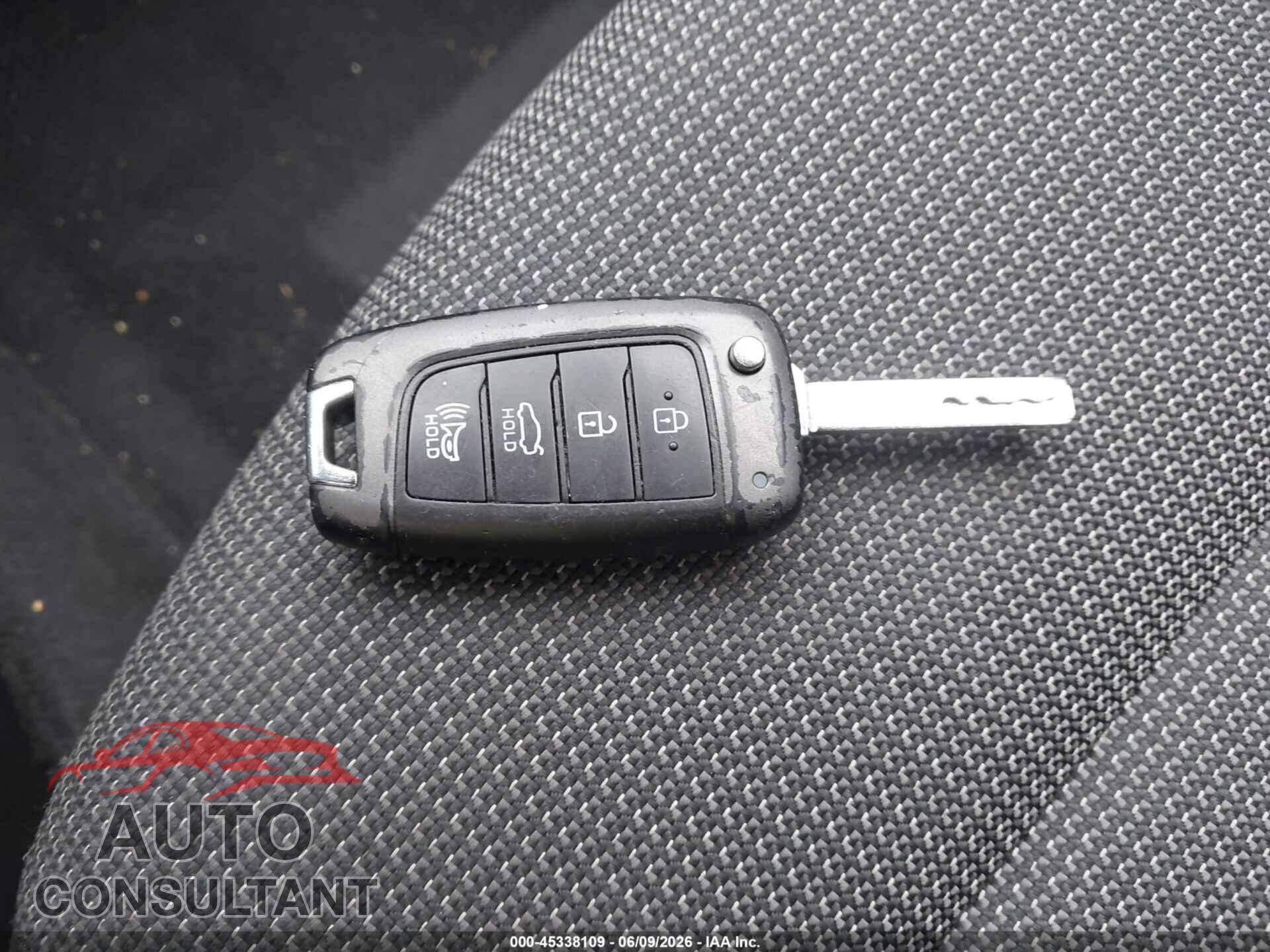 HYUNDAI ACCENT 2019 - 3KPC24A34KE055357