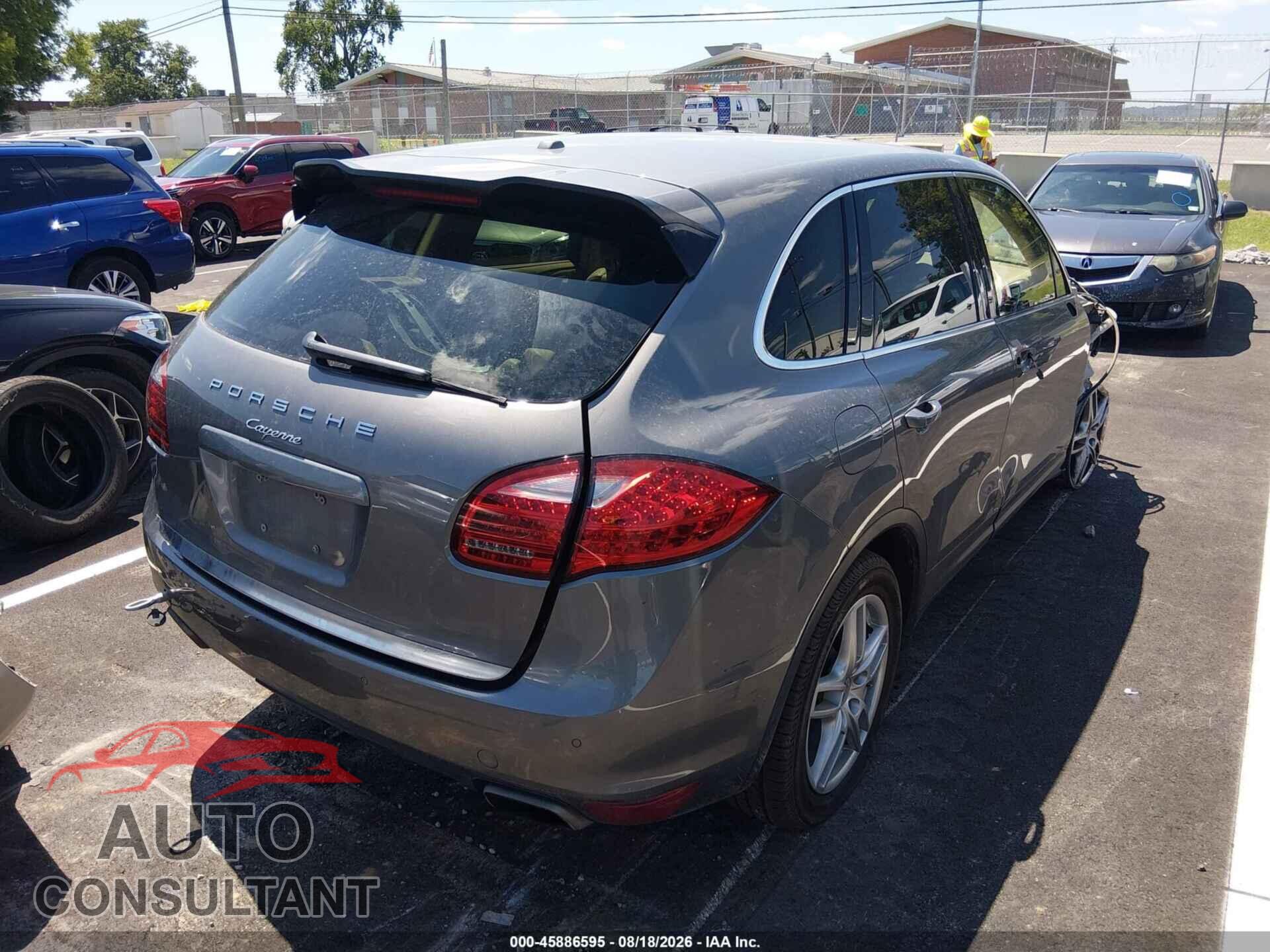 PORSCHE CAYENNE 2012 - WP1AA2A25CLA10540