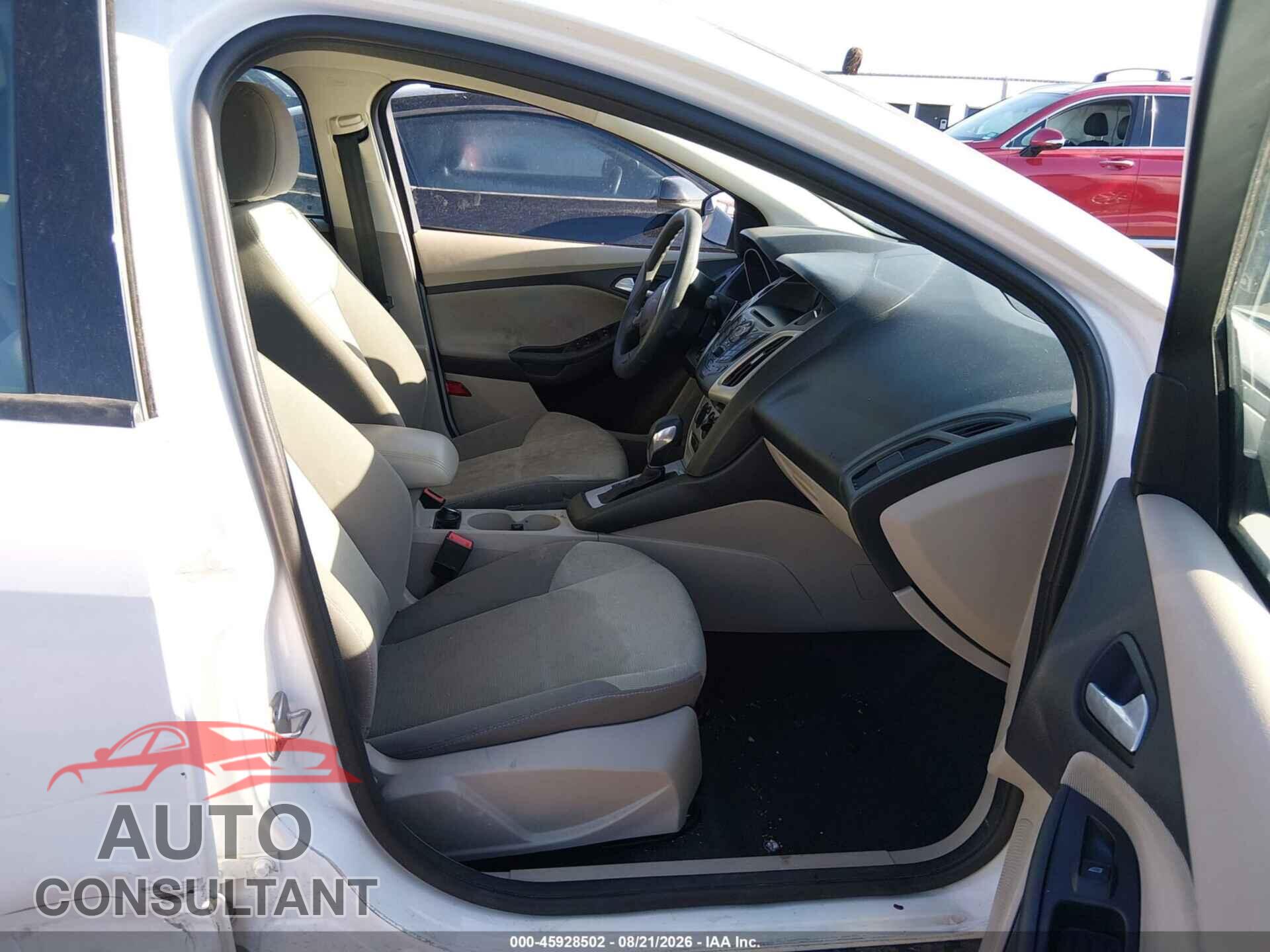 FORD FOCUS 2014 - 1FADP3F22EL383345