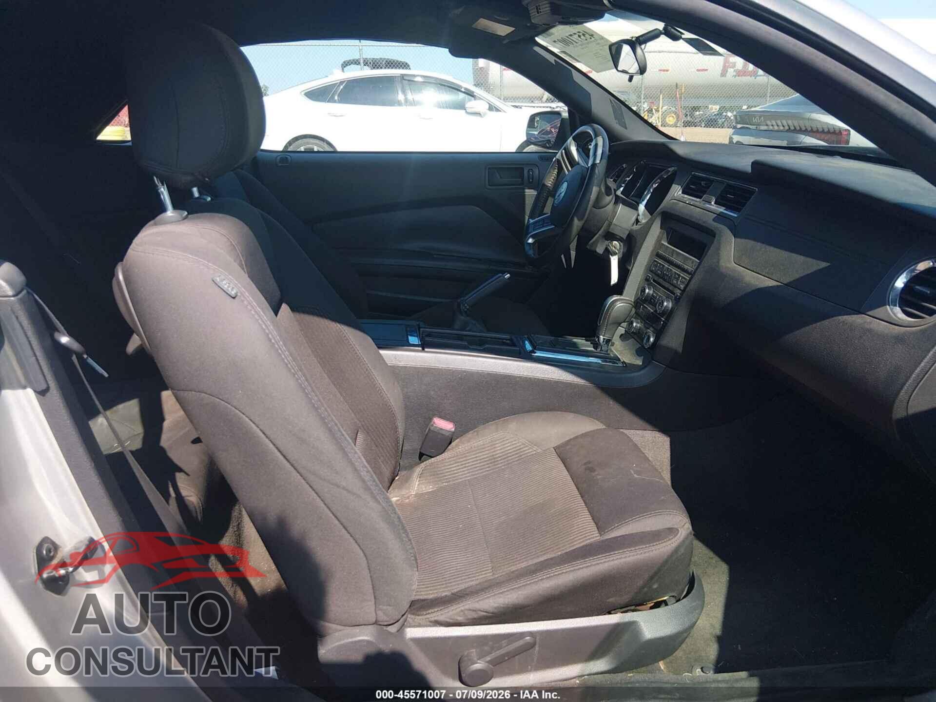 FORD MUSTANG 2013 - 1ZVBP8EM3D5219619