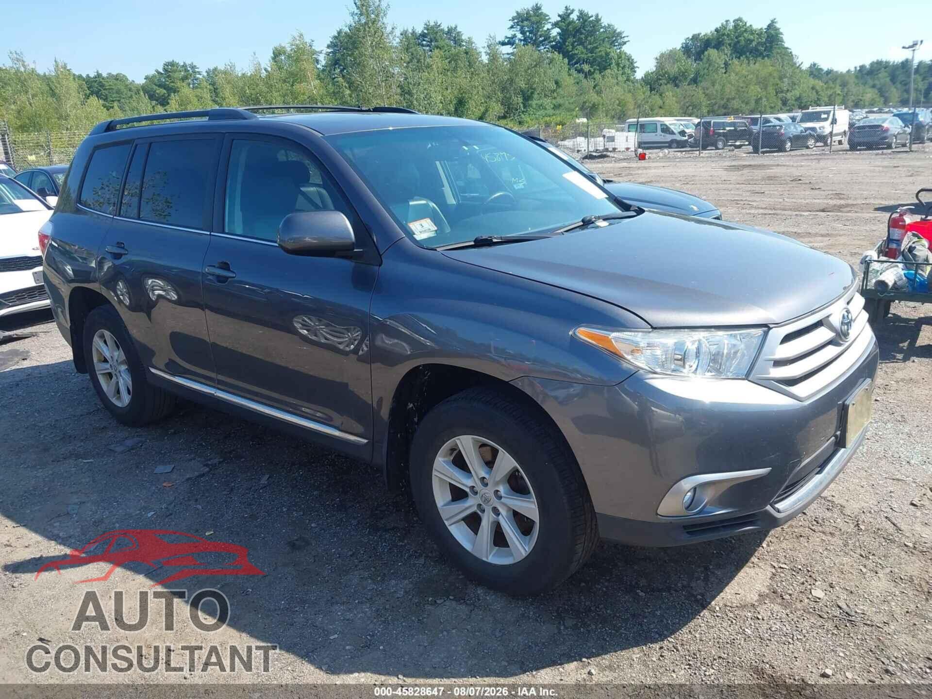 TOYOTA HIGHLANDER 2013 - 5TDBK3EH8DS185811