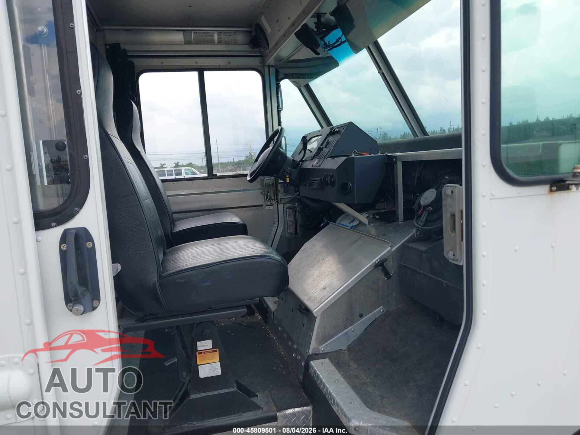 FORD E-350 STRIPPED 2019 - 1FC3E3K64KDC00389