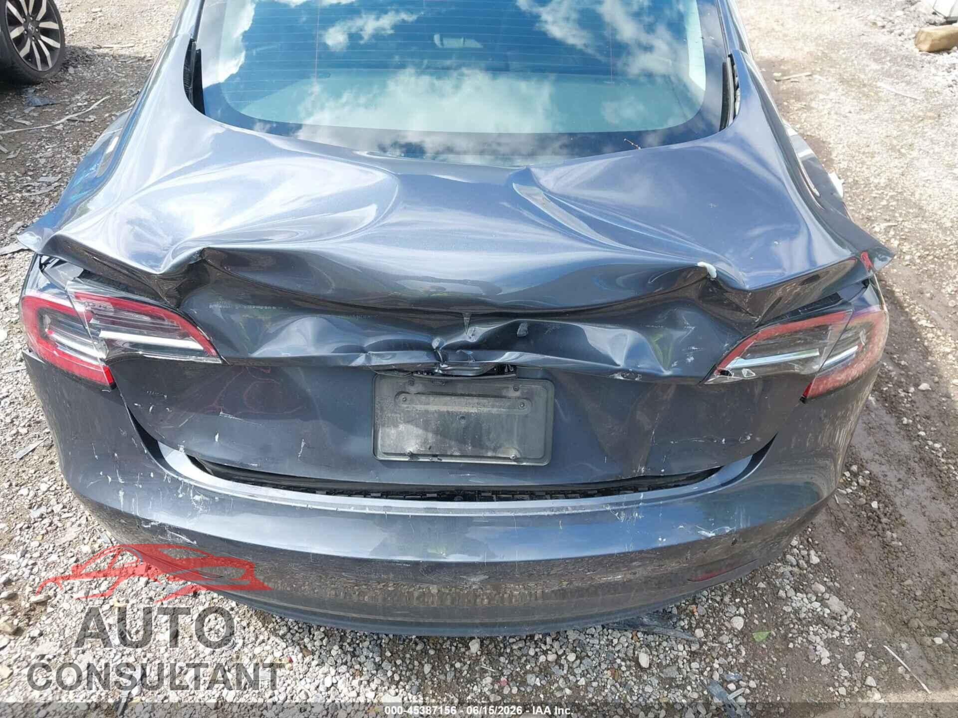 TESLA MODEL 3 2023 - 5YJ3E1EA4PF703036