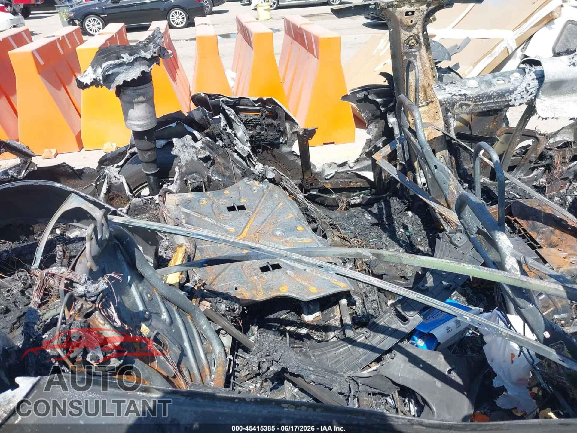 TESLA MODEL S 2013 - 5YJSA1DP7DFP18297
