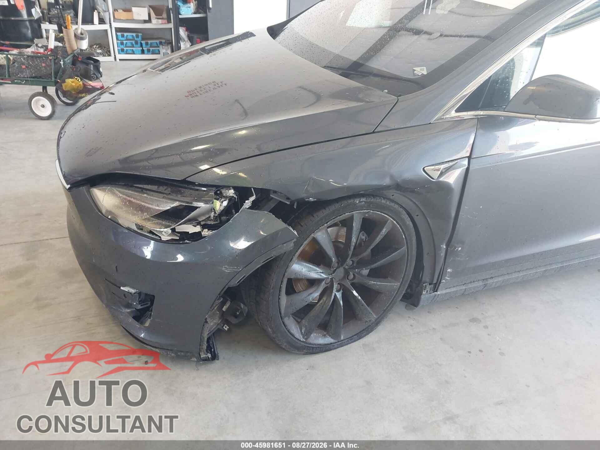 TESLA MODEL X 2017 - 5YJXCAE25HF061024