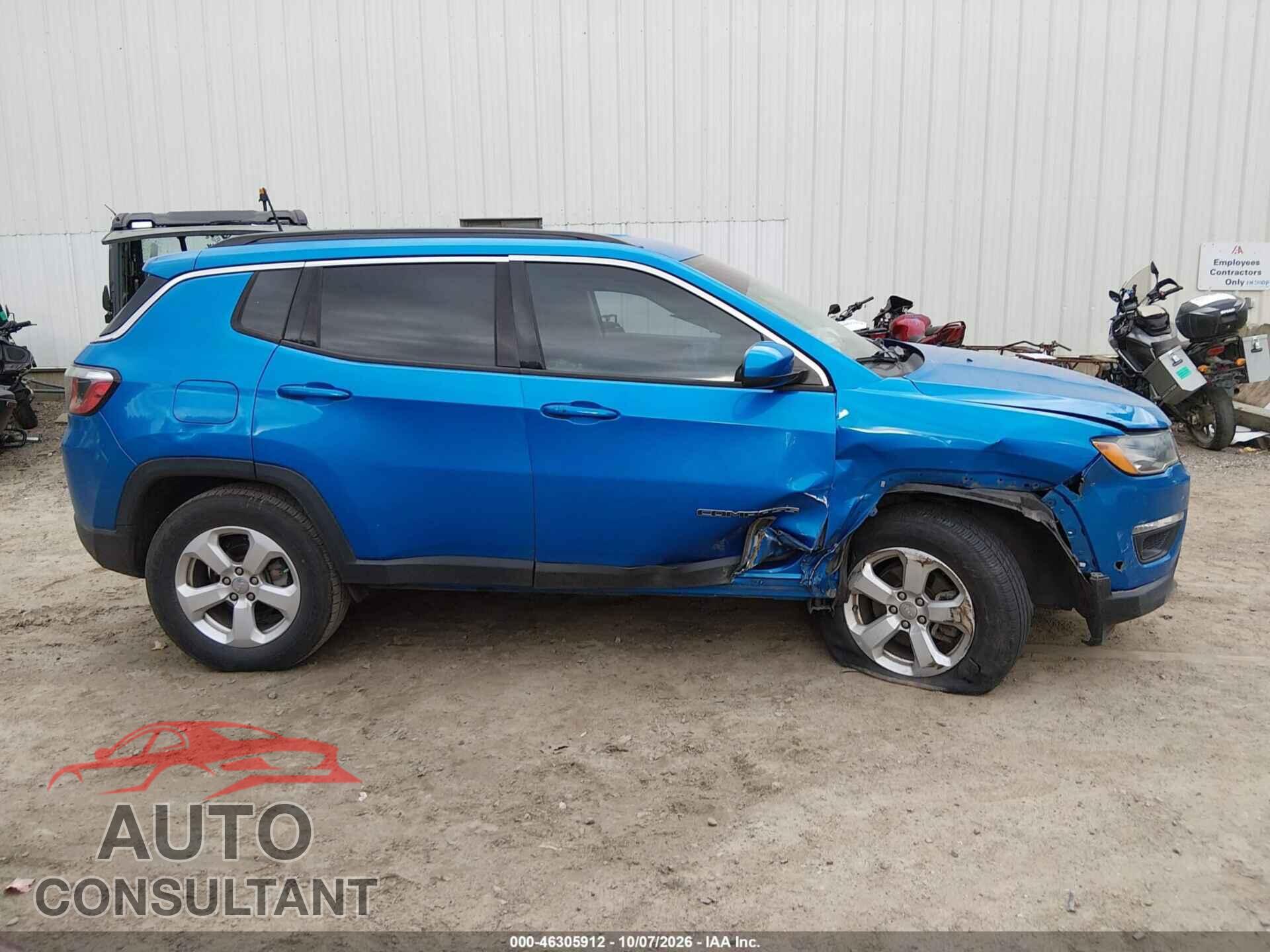 JEEP COMPASS 2018 - 3C4NJDBB2JT201864
