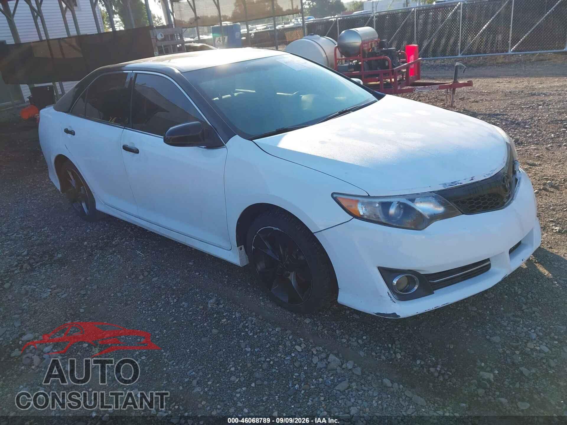 TOYOTA CAMRY 2014 - 4T1BF1FK2EU347329
