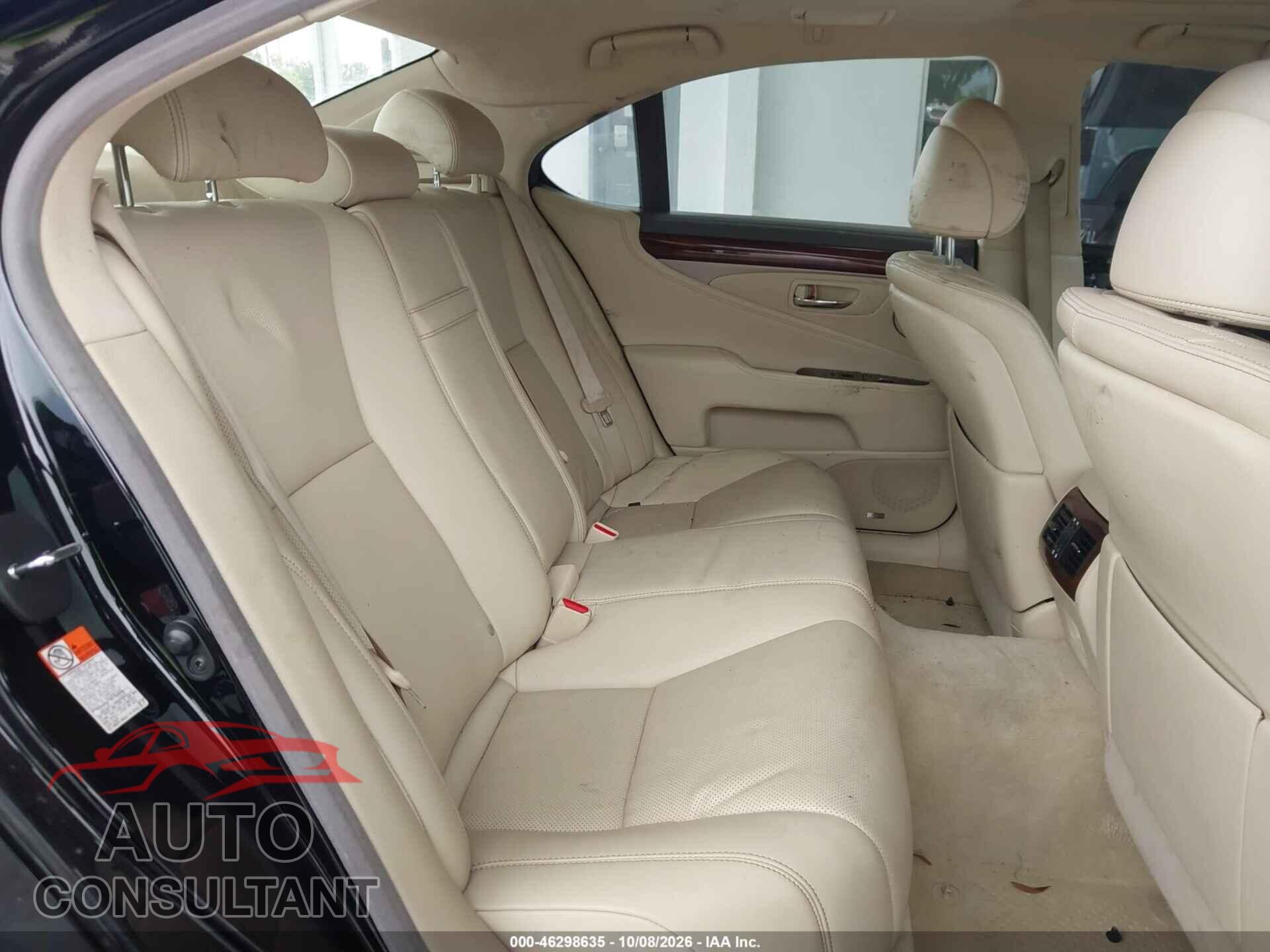 LEXUS LS 460 2015 - JTHBL5EF3F5137003