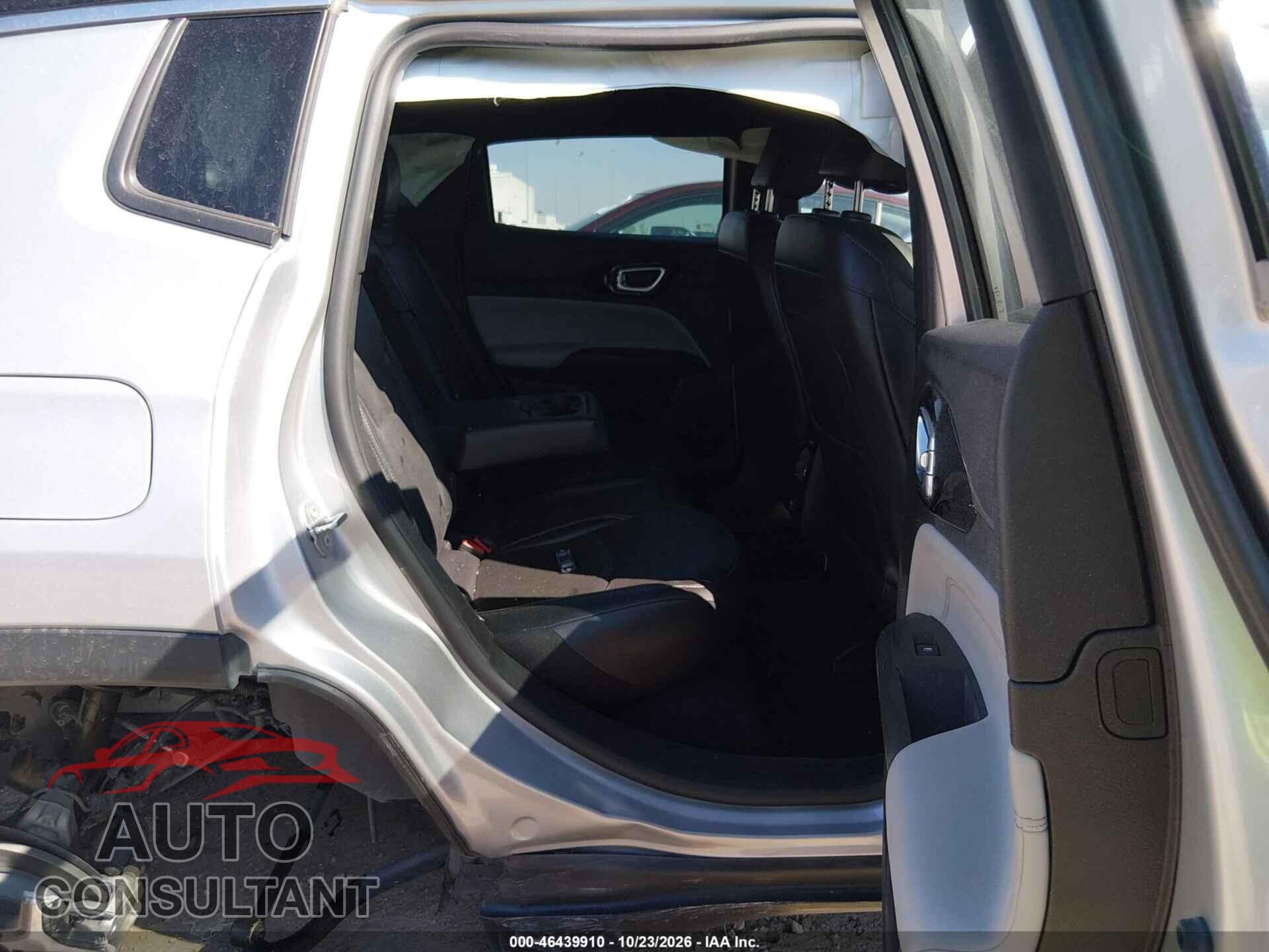 JEEP COMPASS 2025 - 3C4NJDCN4ST605629