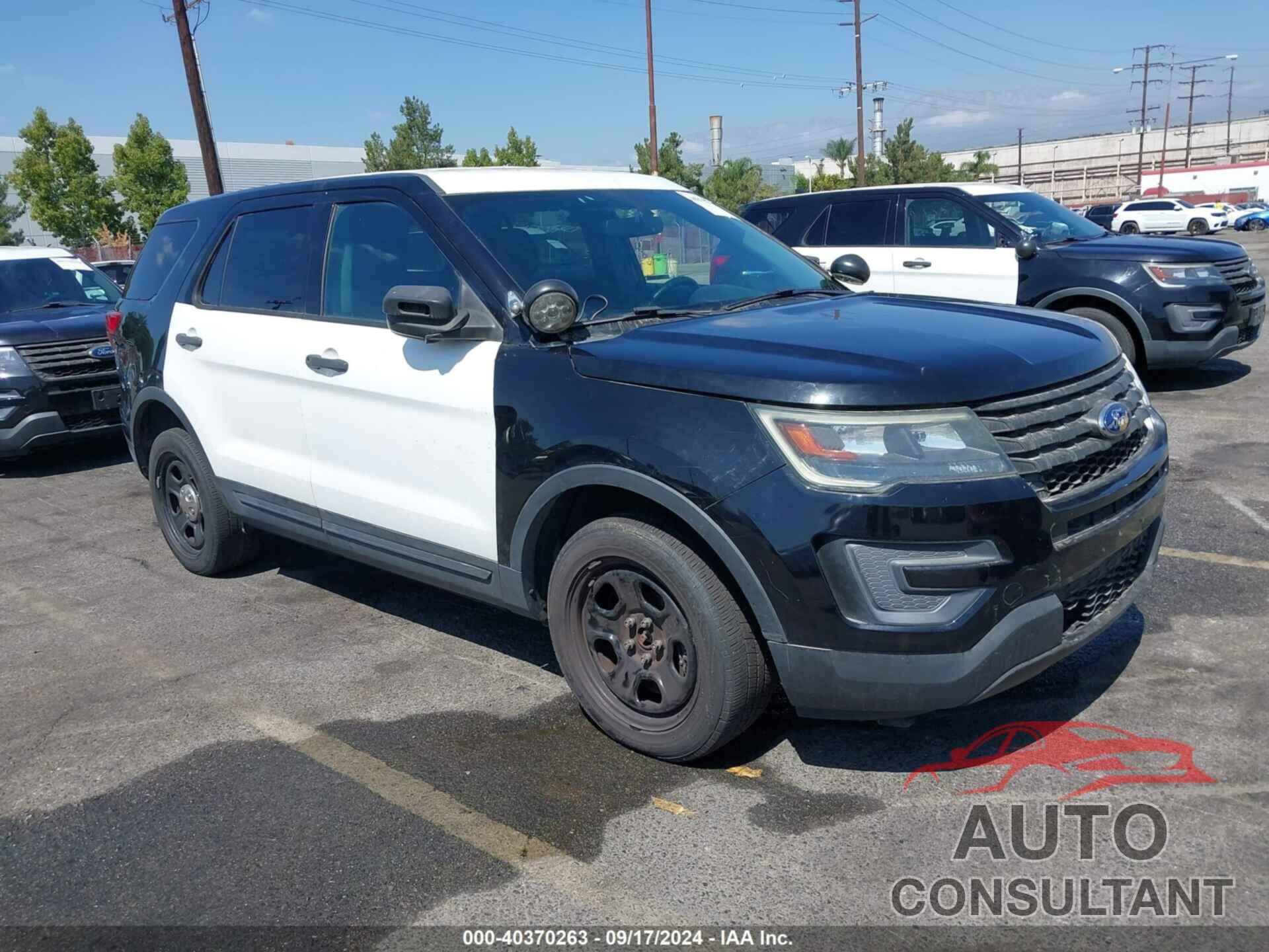 FORD POLICE INTERCEPTOR UTILITY 2018 - 1FM5K8AR7JGB34293