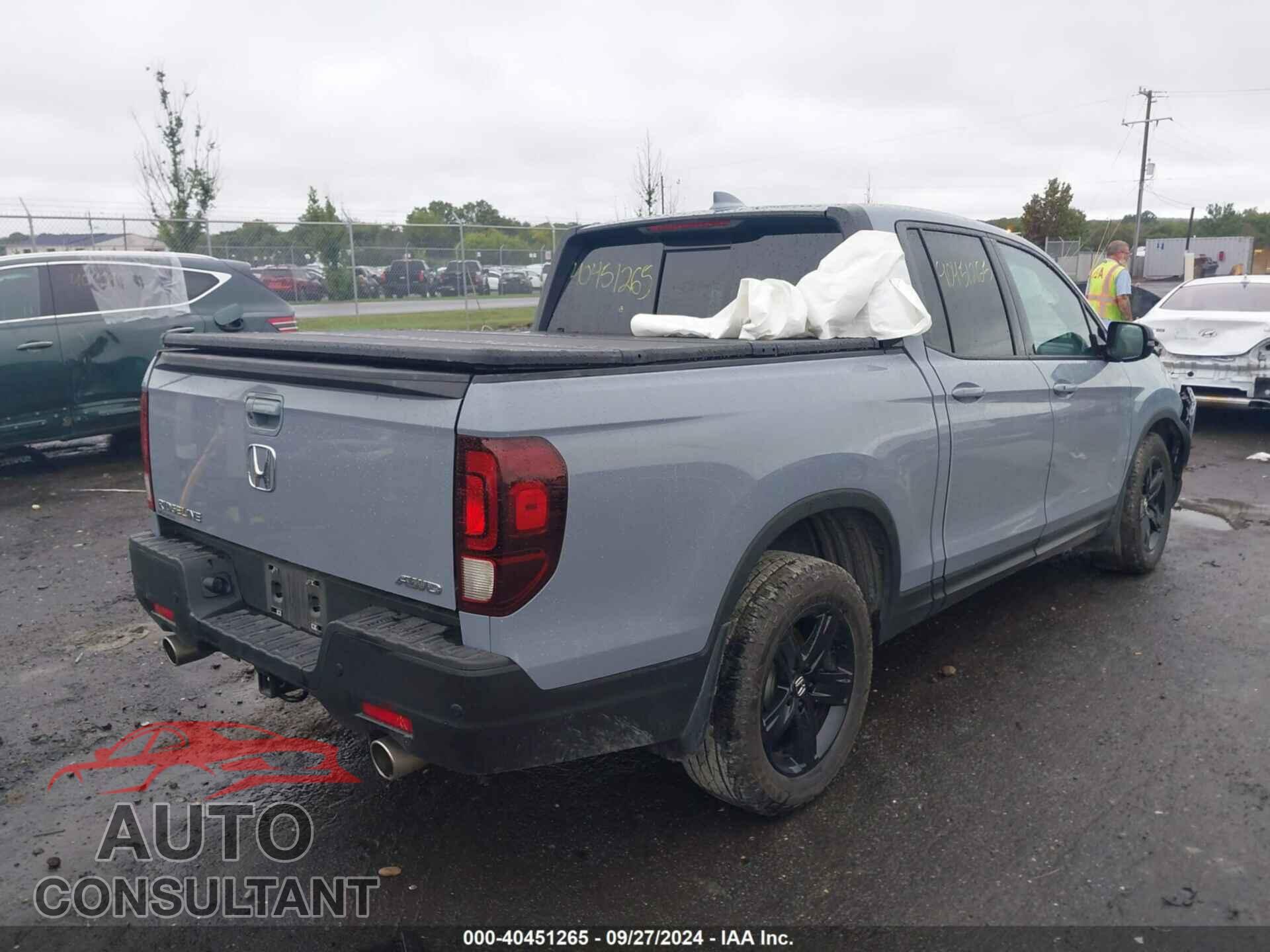 HONDA RIDGELINE 2023 - 5FPYK3F82PB001889
