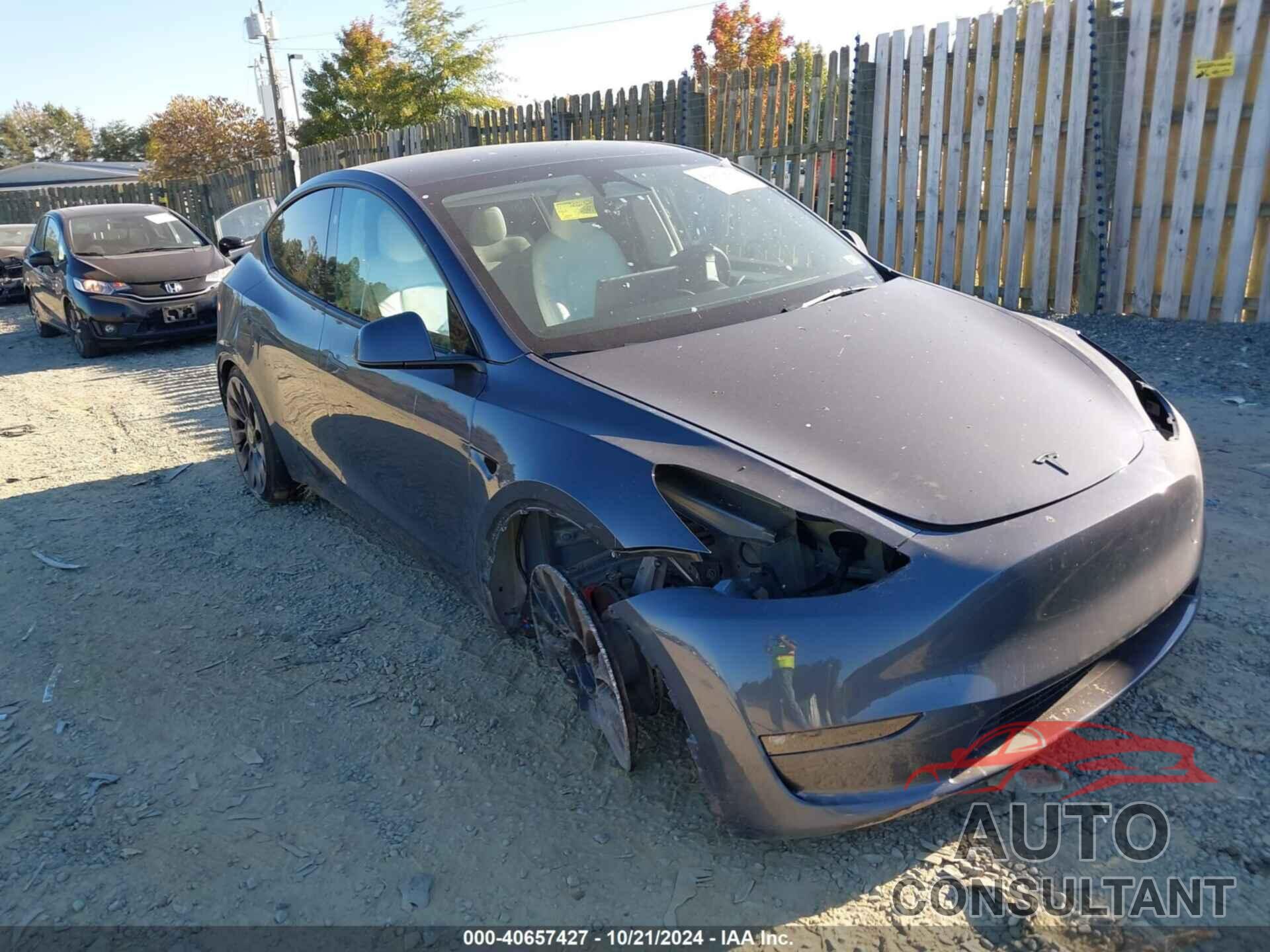 TESLA MODEL Y 2023 - 7SAYGDEF5PF833312