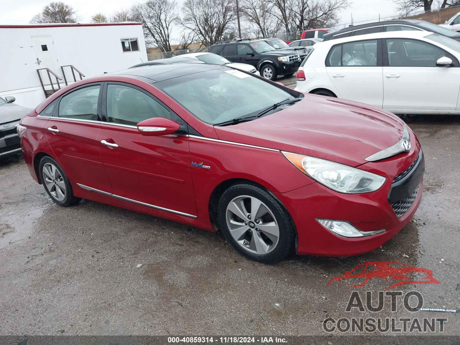 HYUNDAI SONATA HYBRID 2012 - KMHEC4A42CA026826