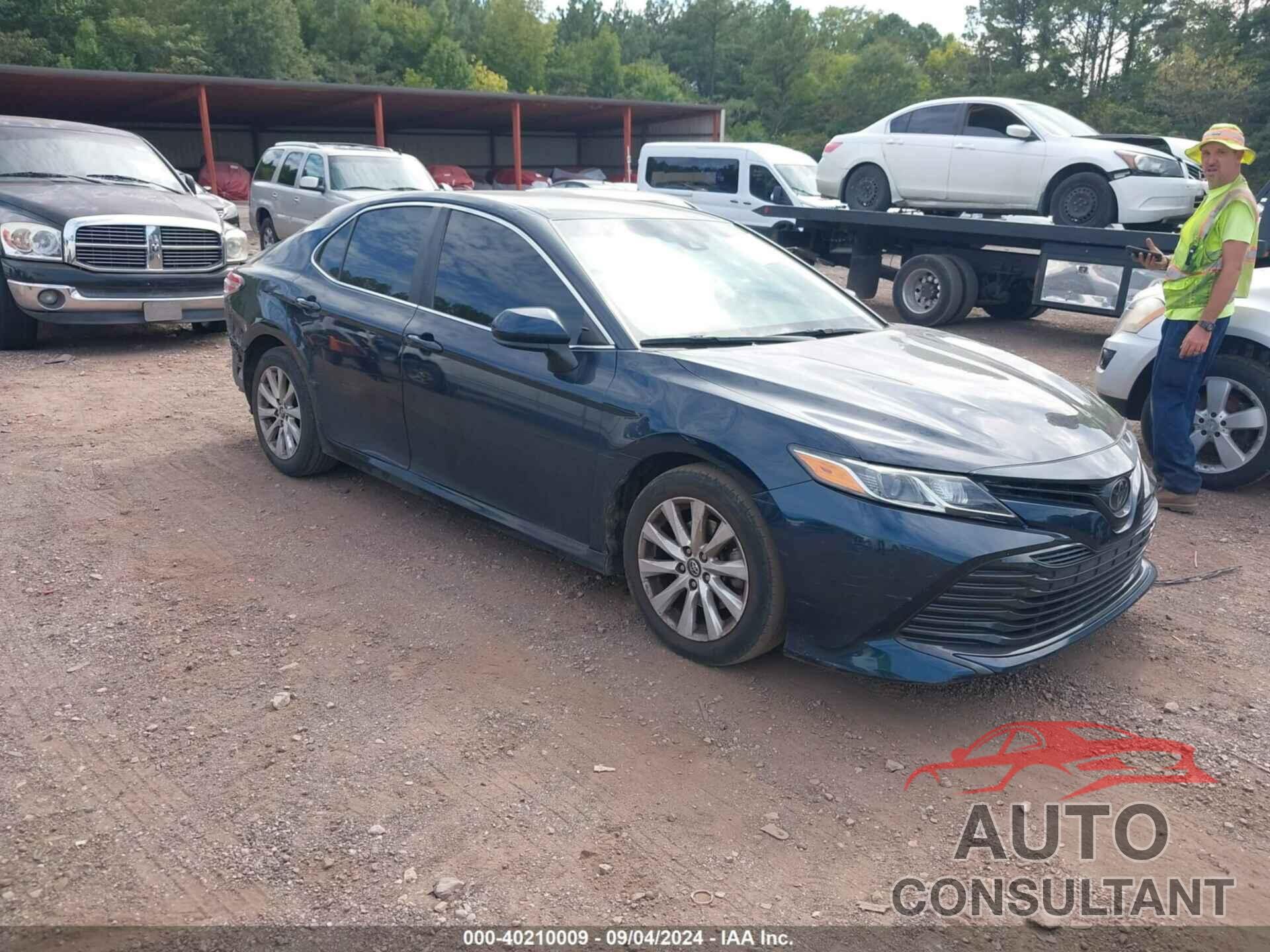 TOYOTA CAMRY 2019 - 4T1B11HK1KU741329