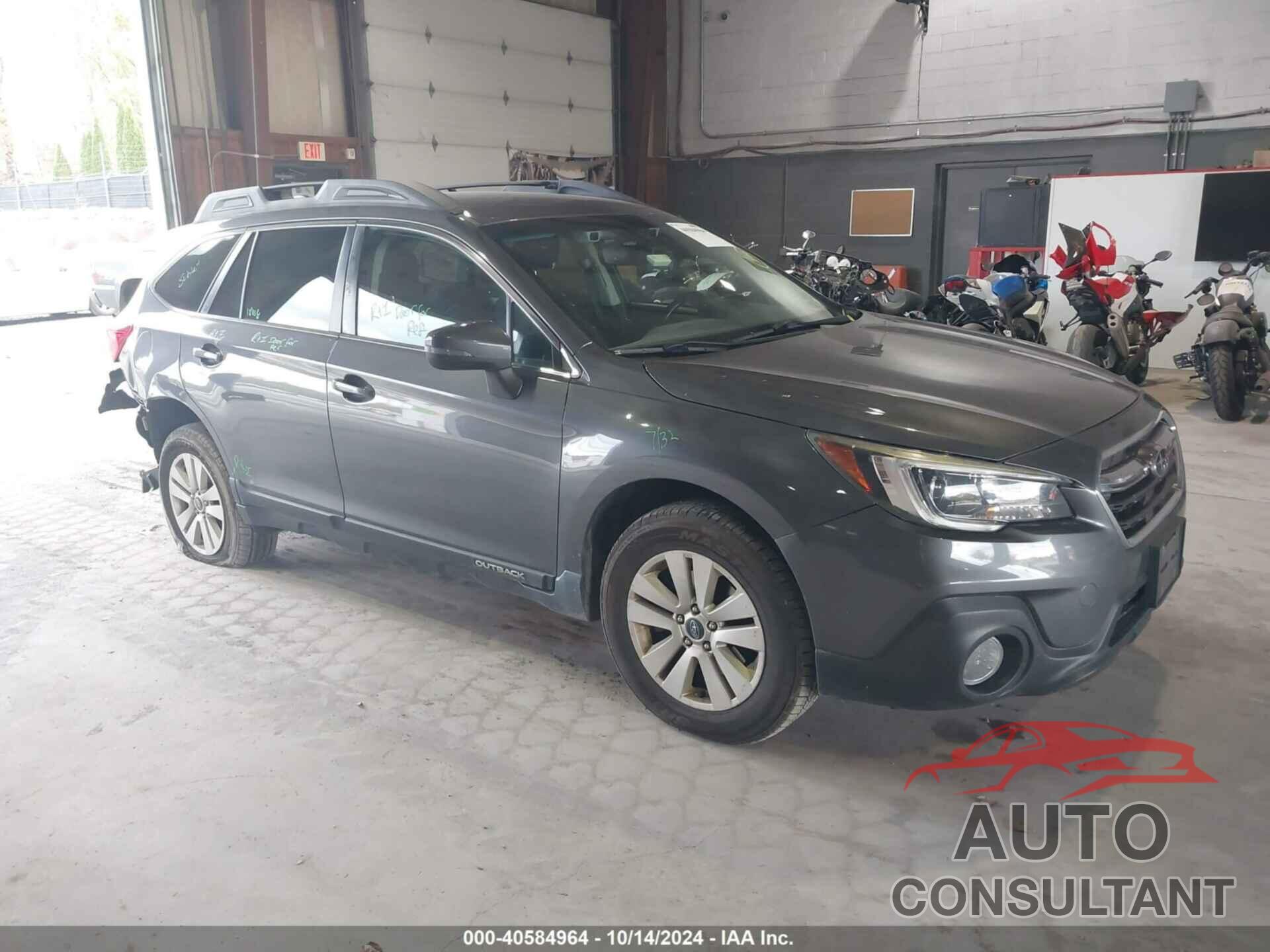 SUBARU OUTBACK 2018 - 4S4BSAFC4J3387609