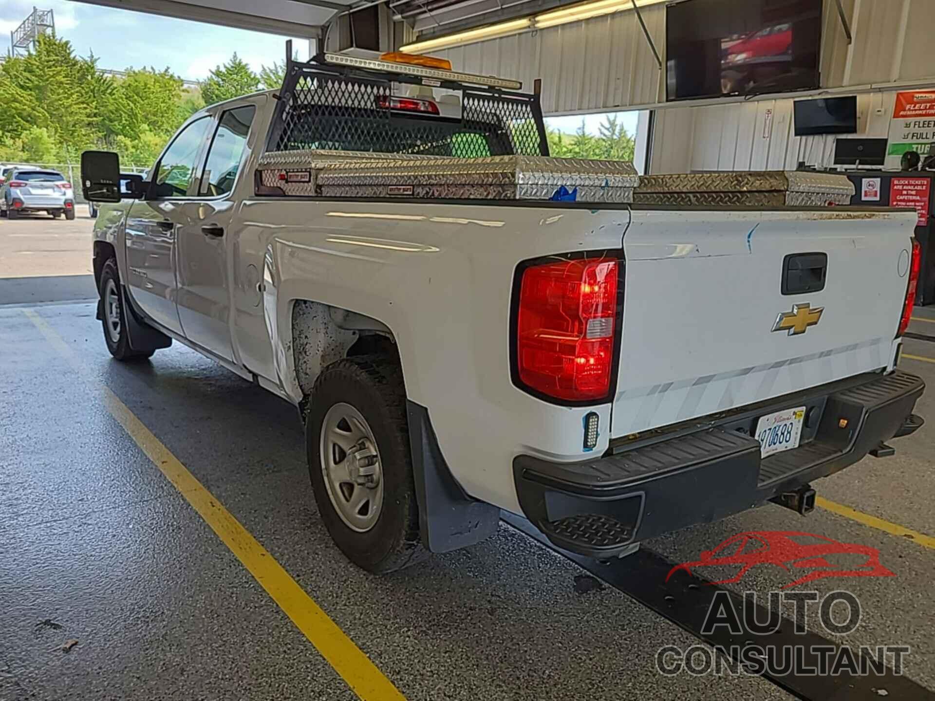 CHEVROLET SILVERADO 1500 2017 - 1GCRCNEH0HZ144729