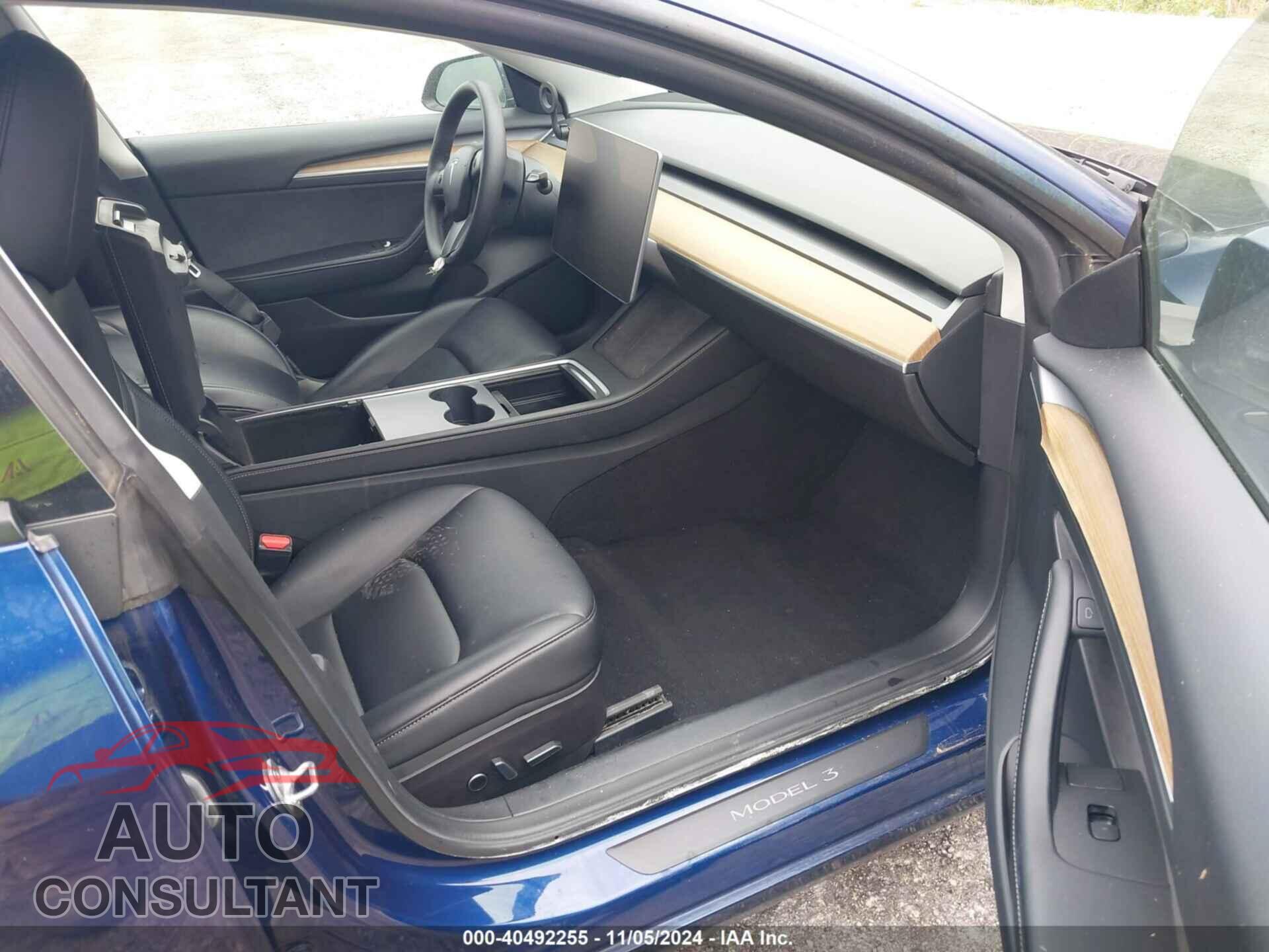 TESLA MODEL 3 2022 - 5YJ3E1EA8NF192153
