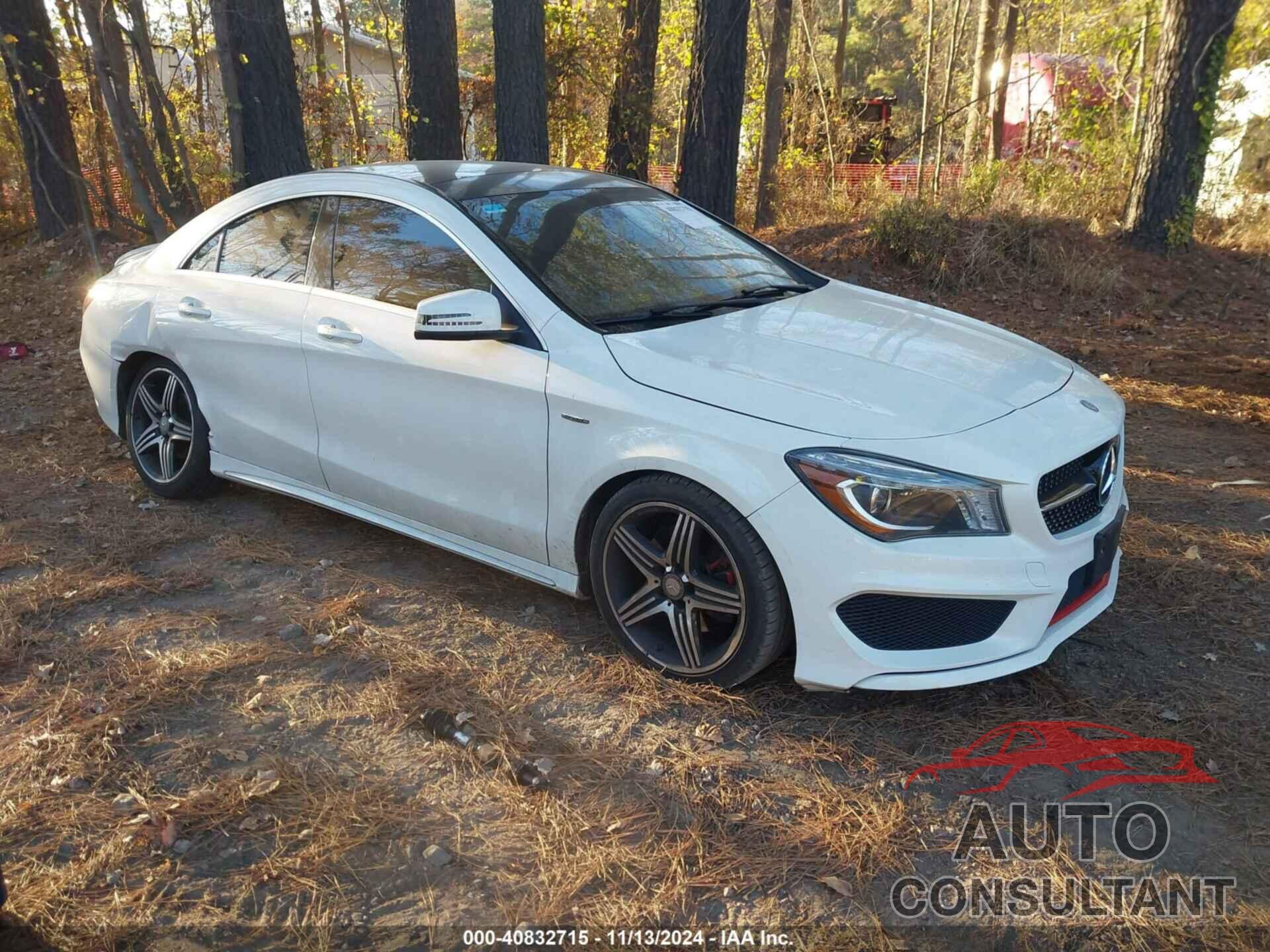 MERCEDES-BENZ CLA 250 2015 - WDDSJ4EB5FN184263