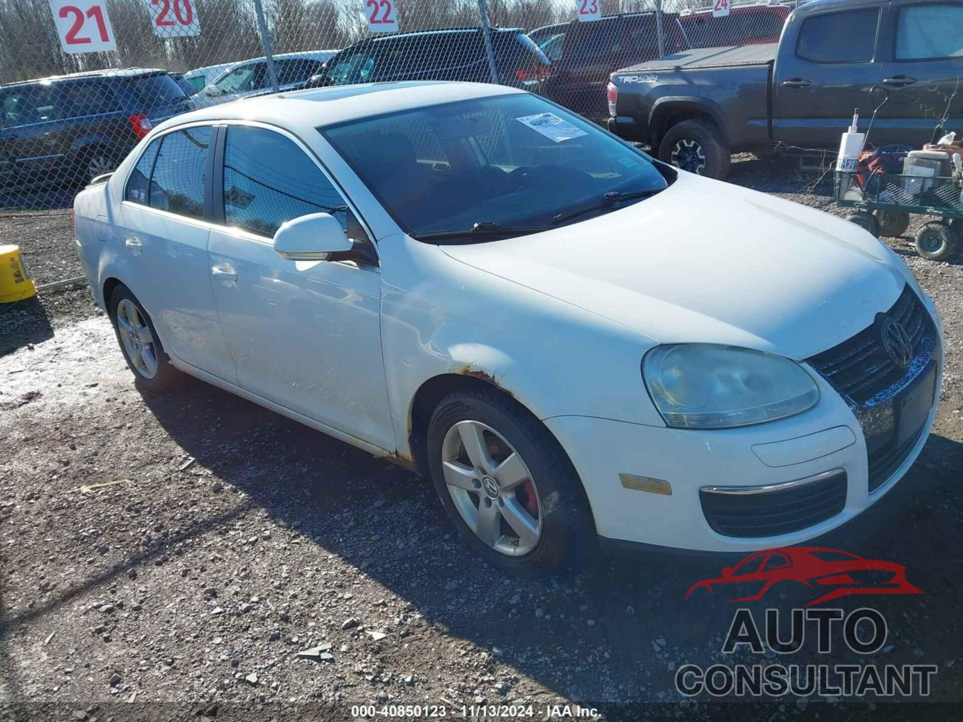 VOLKSWAGEN JETTA 2009 - 3VWRZ71K79M091359