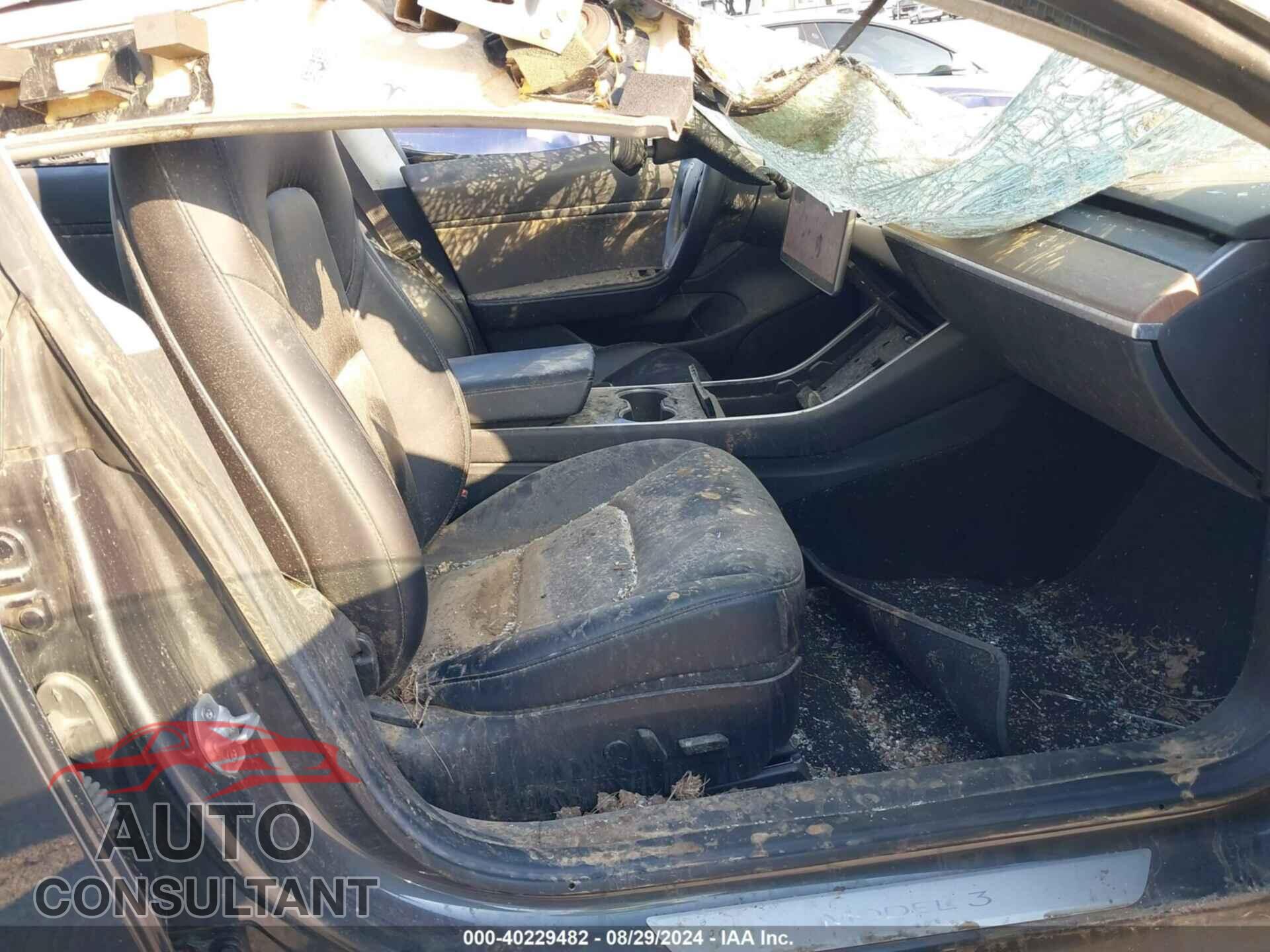TESLA MODEL 3 2018 - 5YJ3E1EA9JF057984