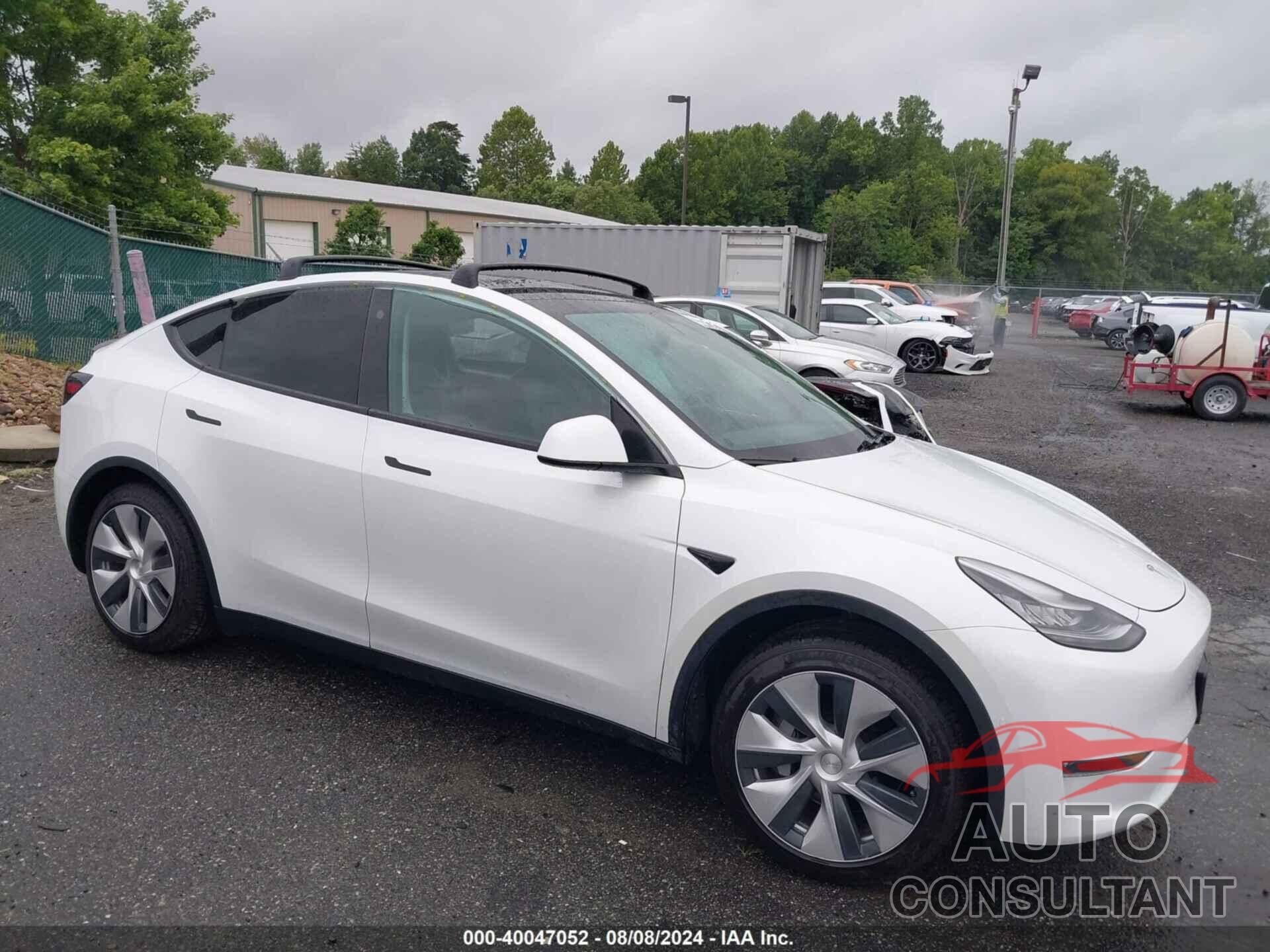 TESLA MODEL Y 2021 - 5YJYGDEEXMF066394