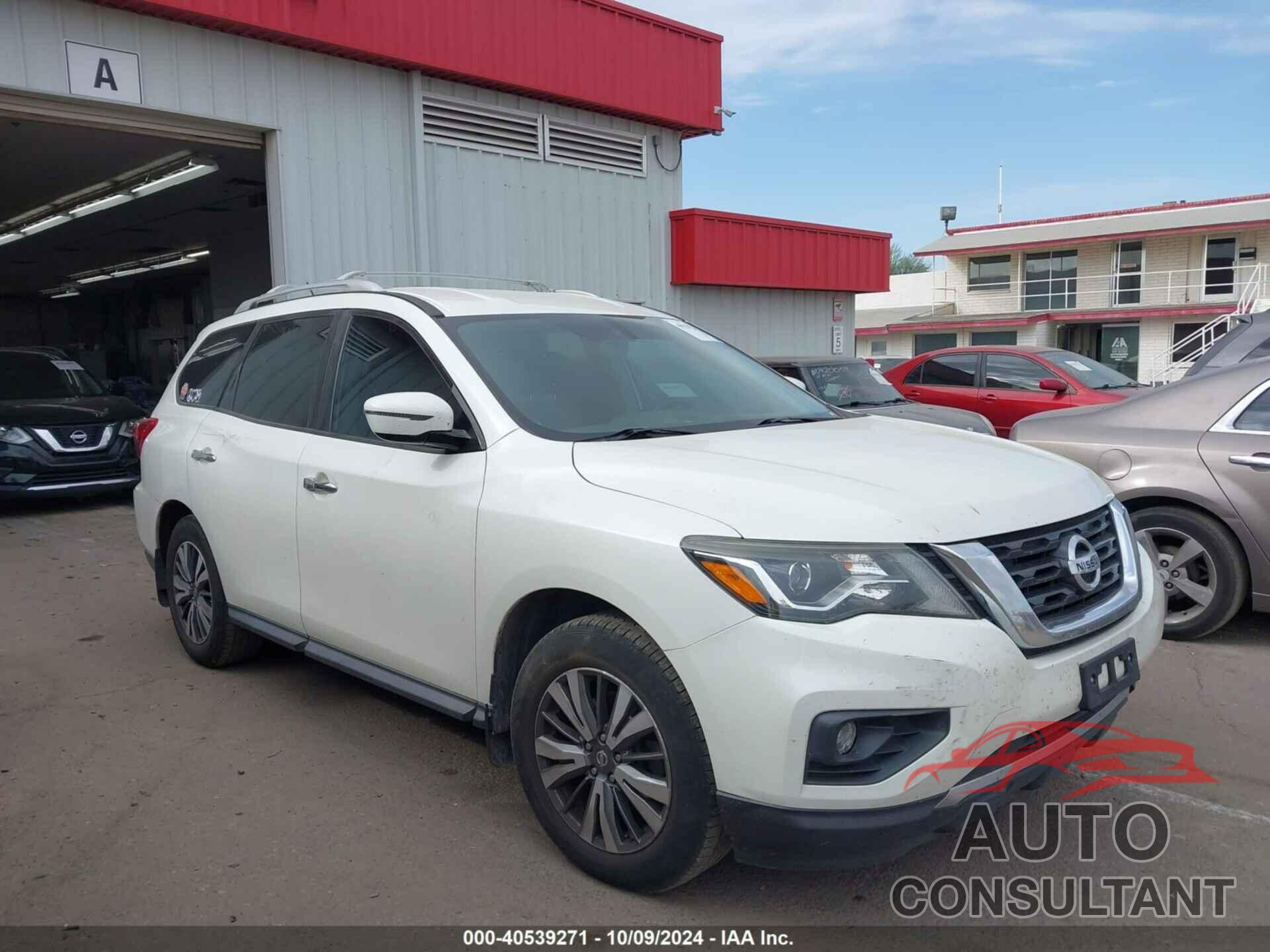 NISSAN PATHFINDER 2017 - 5N1DR2MN0HC630681