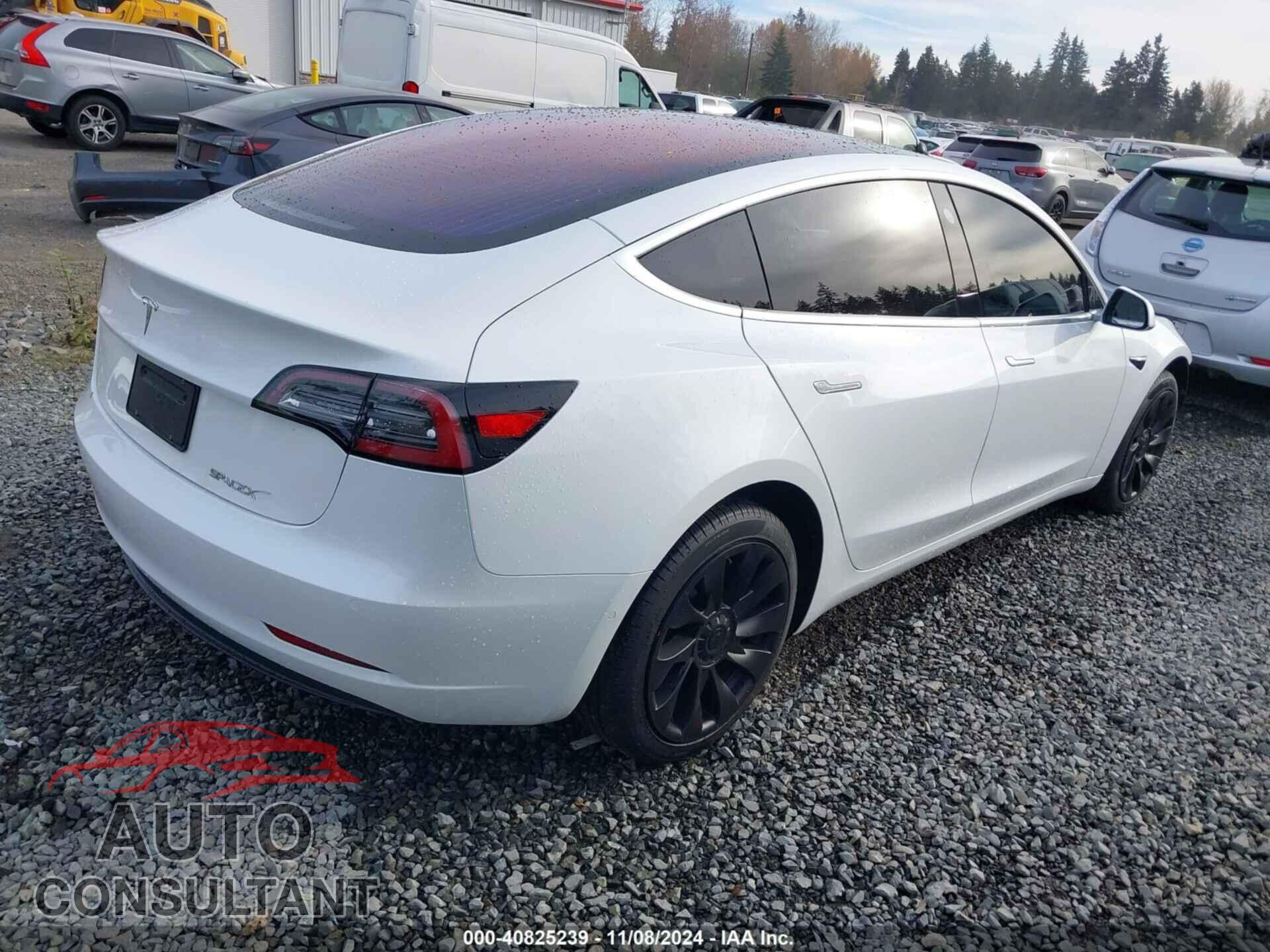 TESLA MODEL 3 2018 - 5YJ3E1EAXJF019681