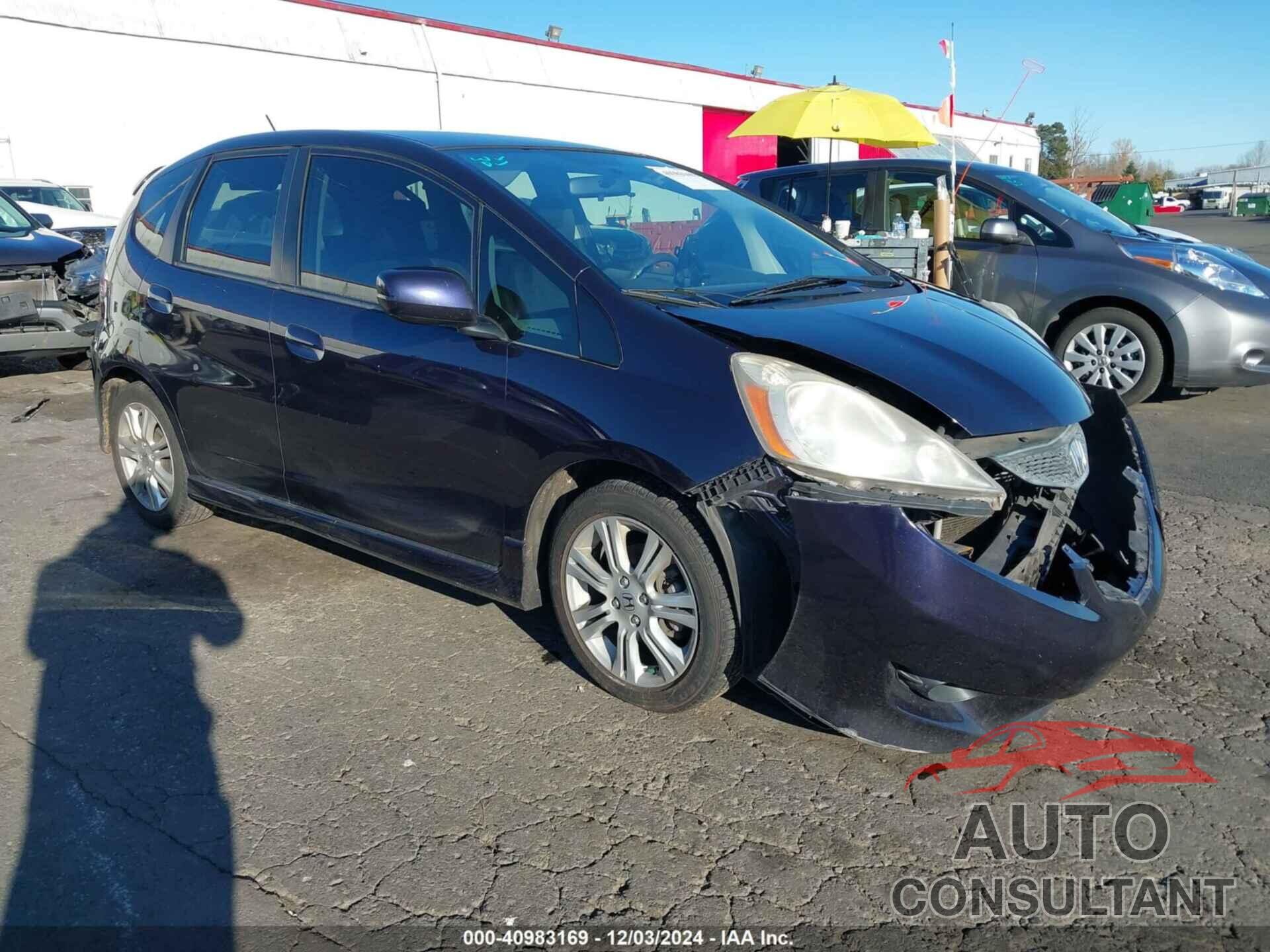 HONDA FIT 2010 - JHMGE8H47AC023215