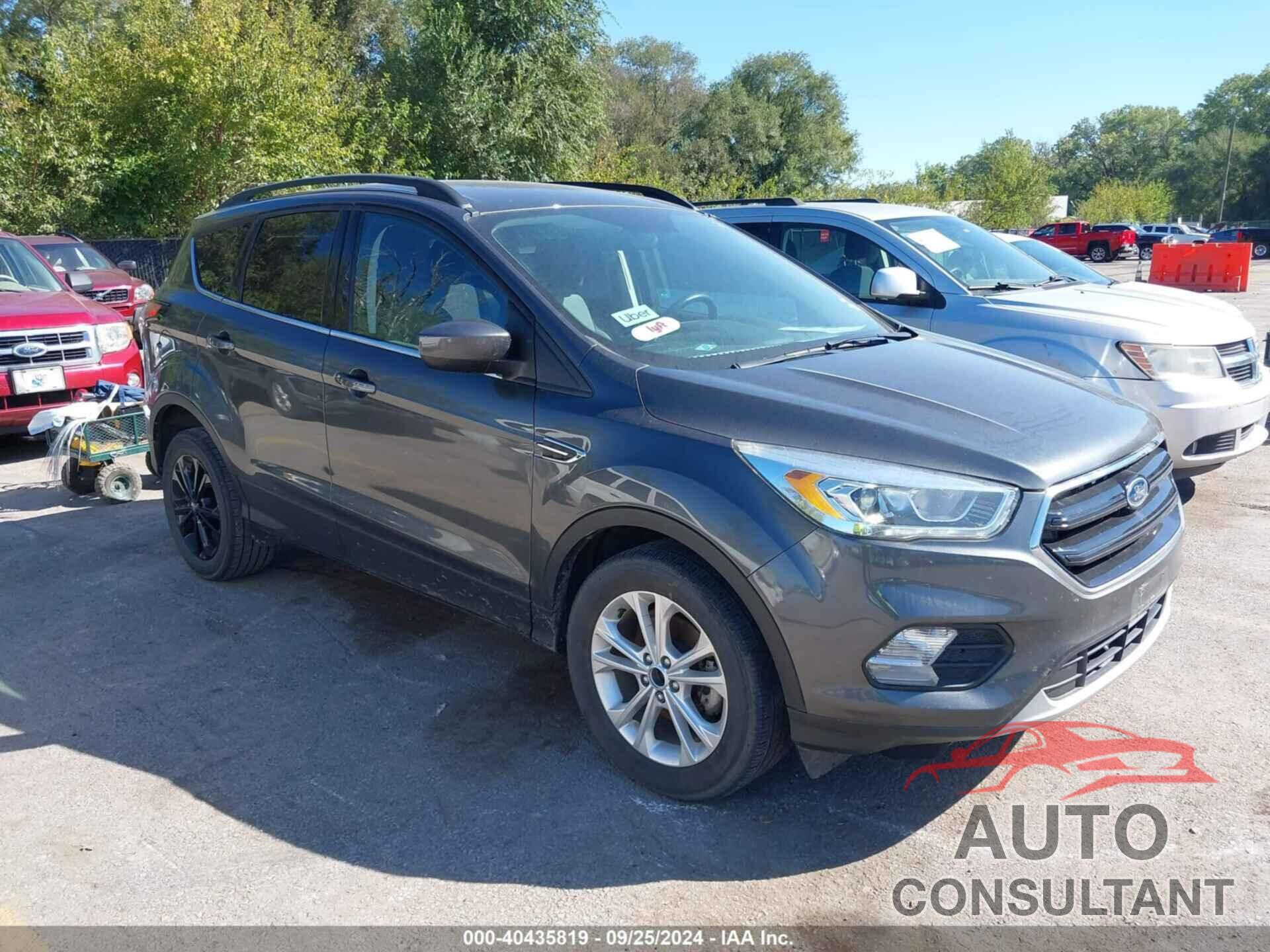 FORD ESCAPE 2017 - 1FMCU0GD4HUE91019