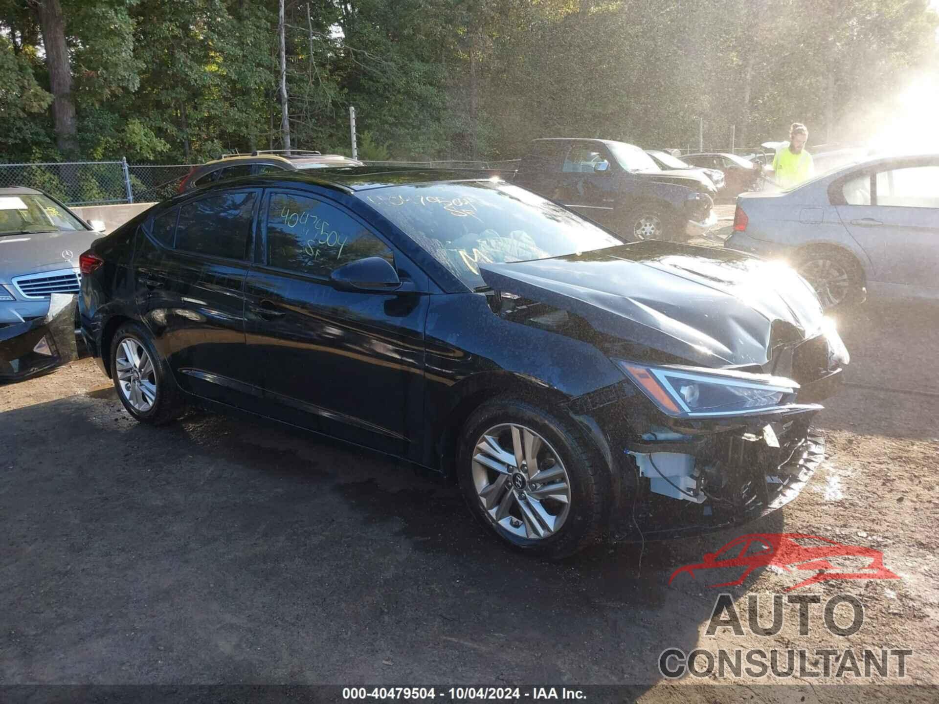 HYUNDAI ELANTRA 2019 - 5NPD84LF8KH449952