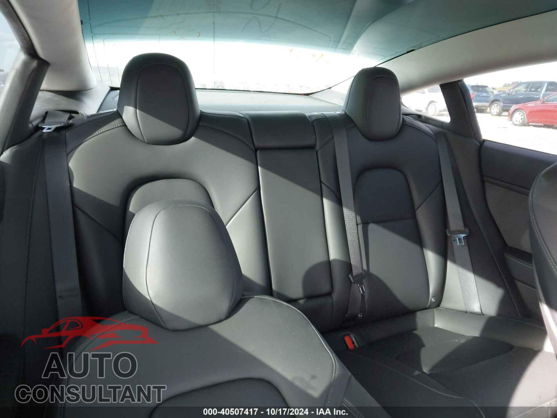 TESLA MODEL 3 2019 - 5YJ3E1EB7KF194660