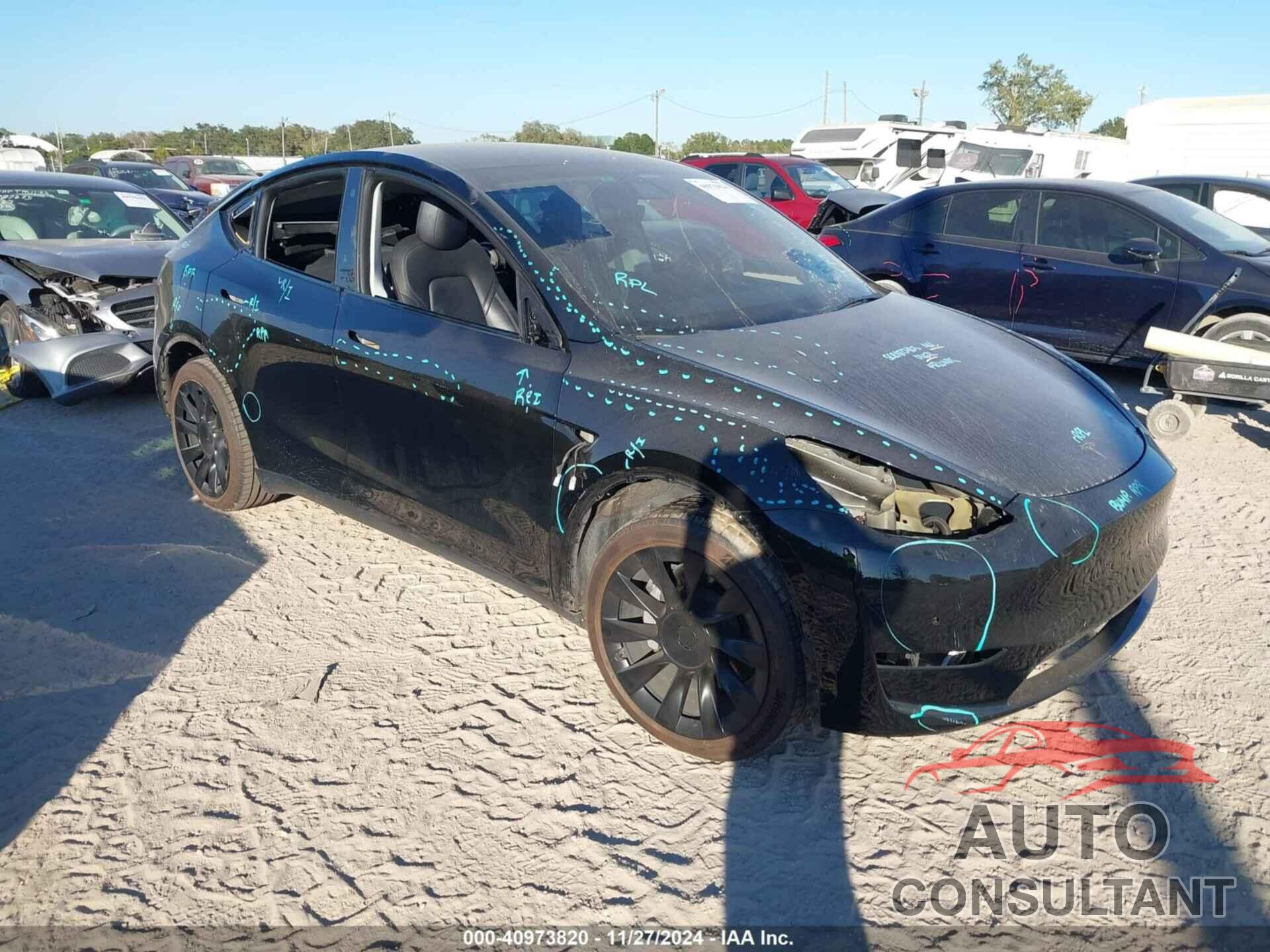 TESLA MODEL Y 2021 - 5YJYGDEEXMF304552