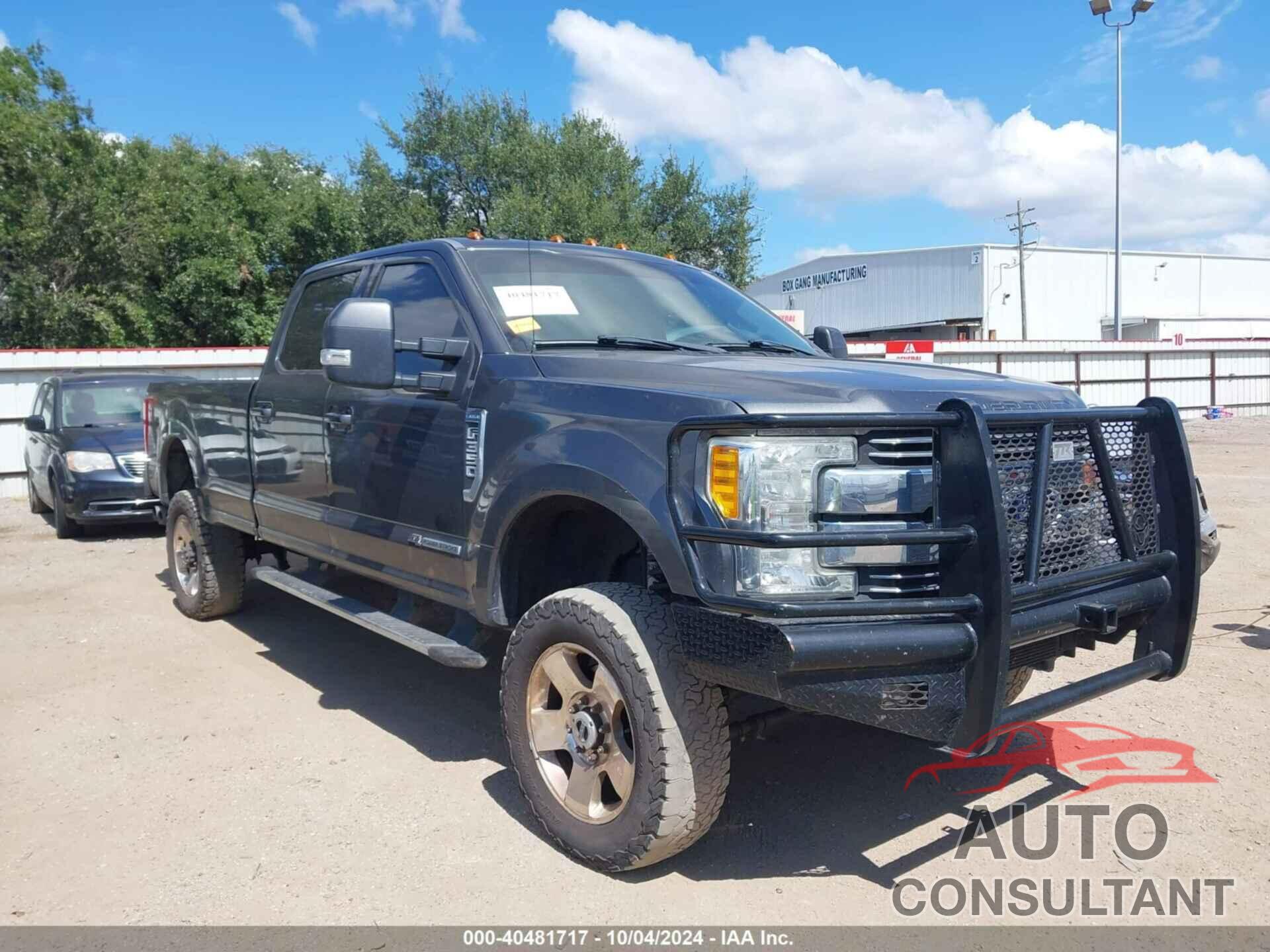FORD F-350 2017 - 1FT8W3BTXHEB84131