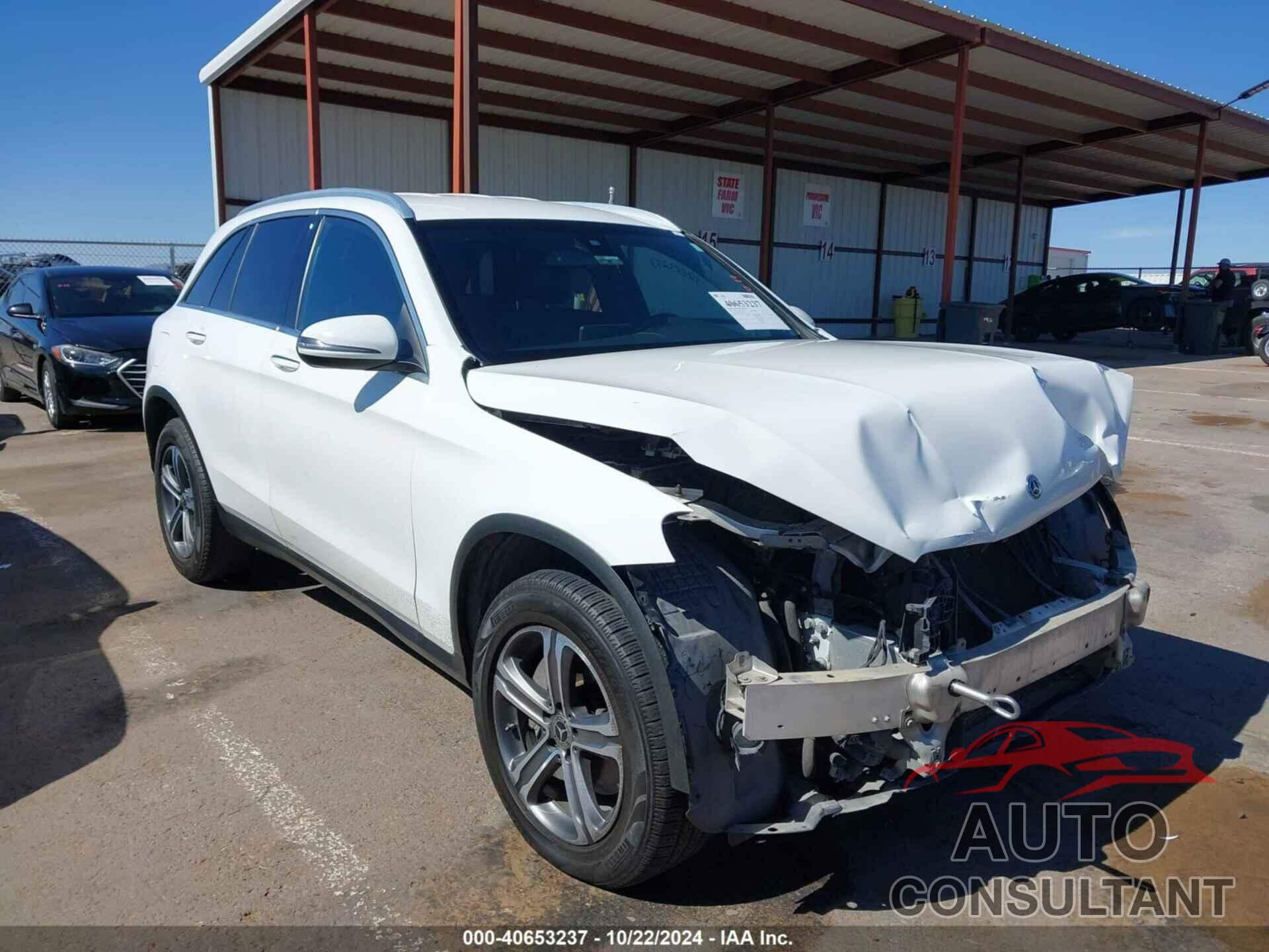 MERCEDES-BENZ GLC 300 2019 - WDC0G4JB7KF600804