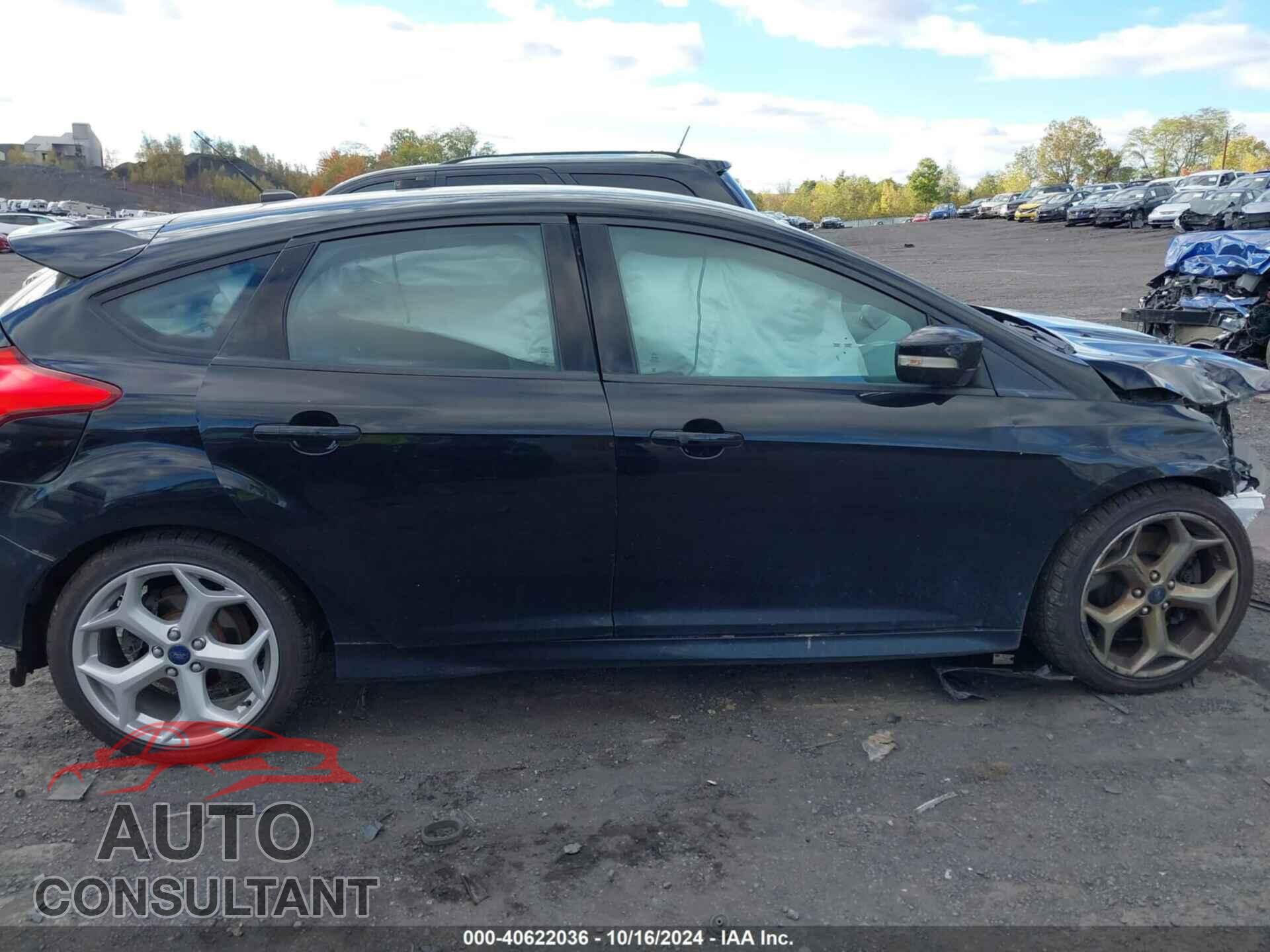 FORD FOCUS ST 2017 - 1FADP3L94HL294561