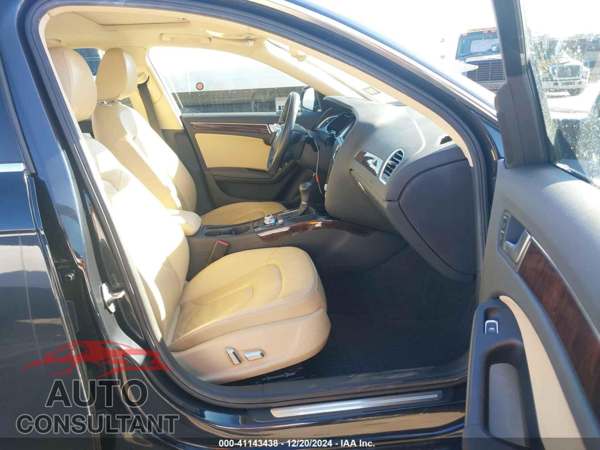 AUDI A4 2013 - WAUFFAFL5DN045585