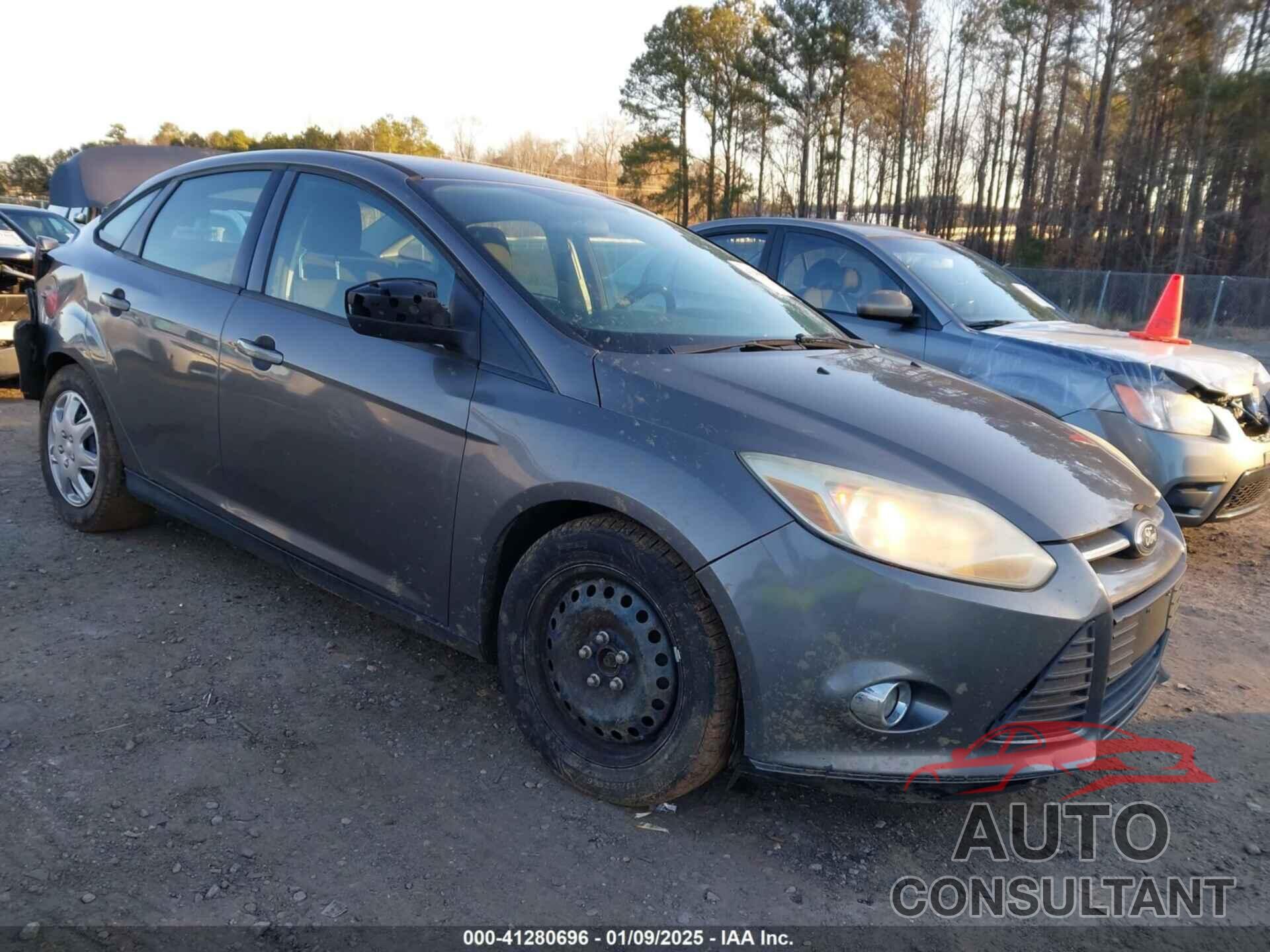 FORD FOCUS 2012 - 1FAHP3F28CL211304