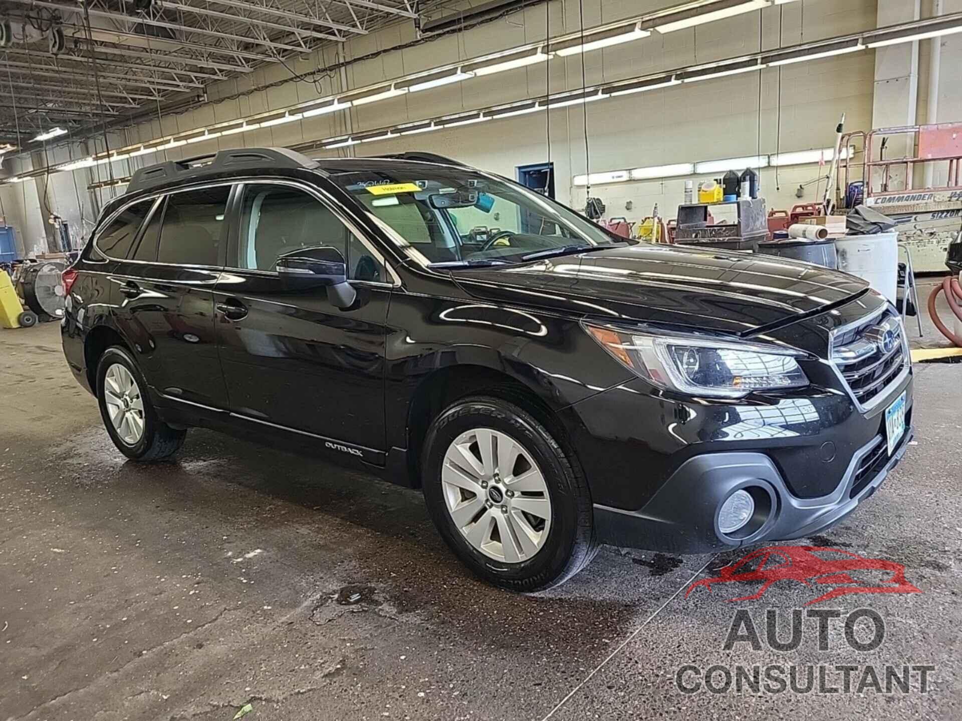 SUBARU OUTBACK 2018 - 4S4BSAFC3J3314814