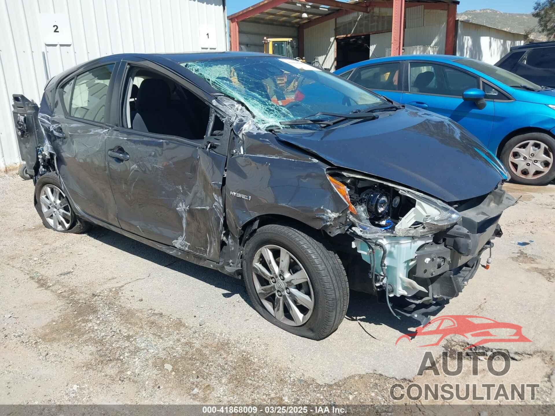 TOYOTA PRIUS C 2017 - JTDKDTB37H1596039
