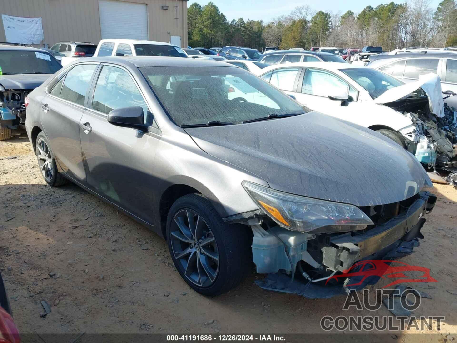 TOYOTA CAMRY 2016 - 4T1BK1FK0GU570841