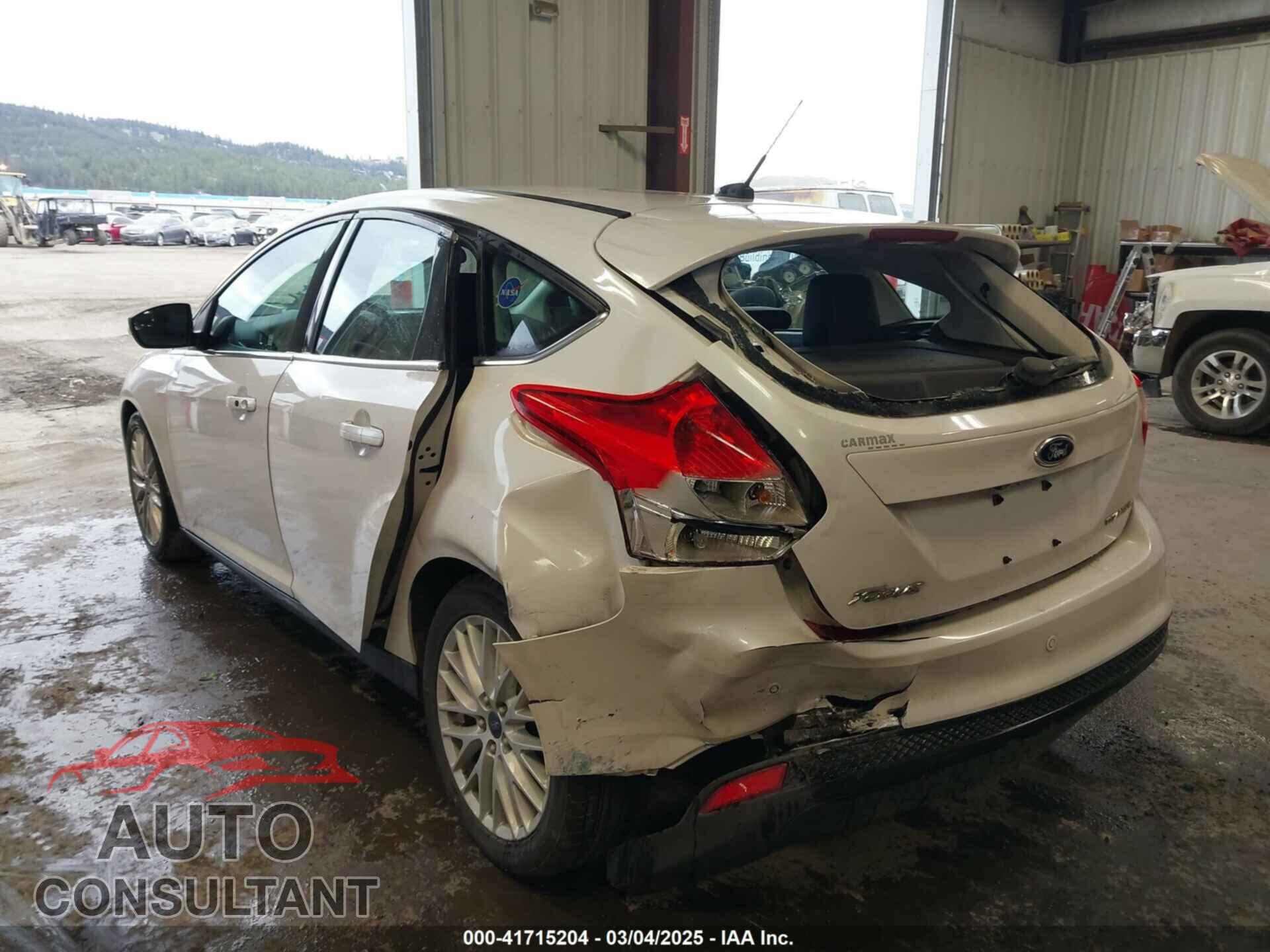 FORD FOCUS 2014 - 1FADP3N20EL199751