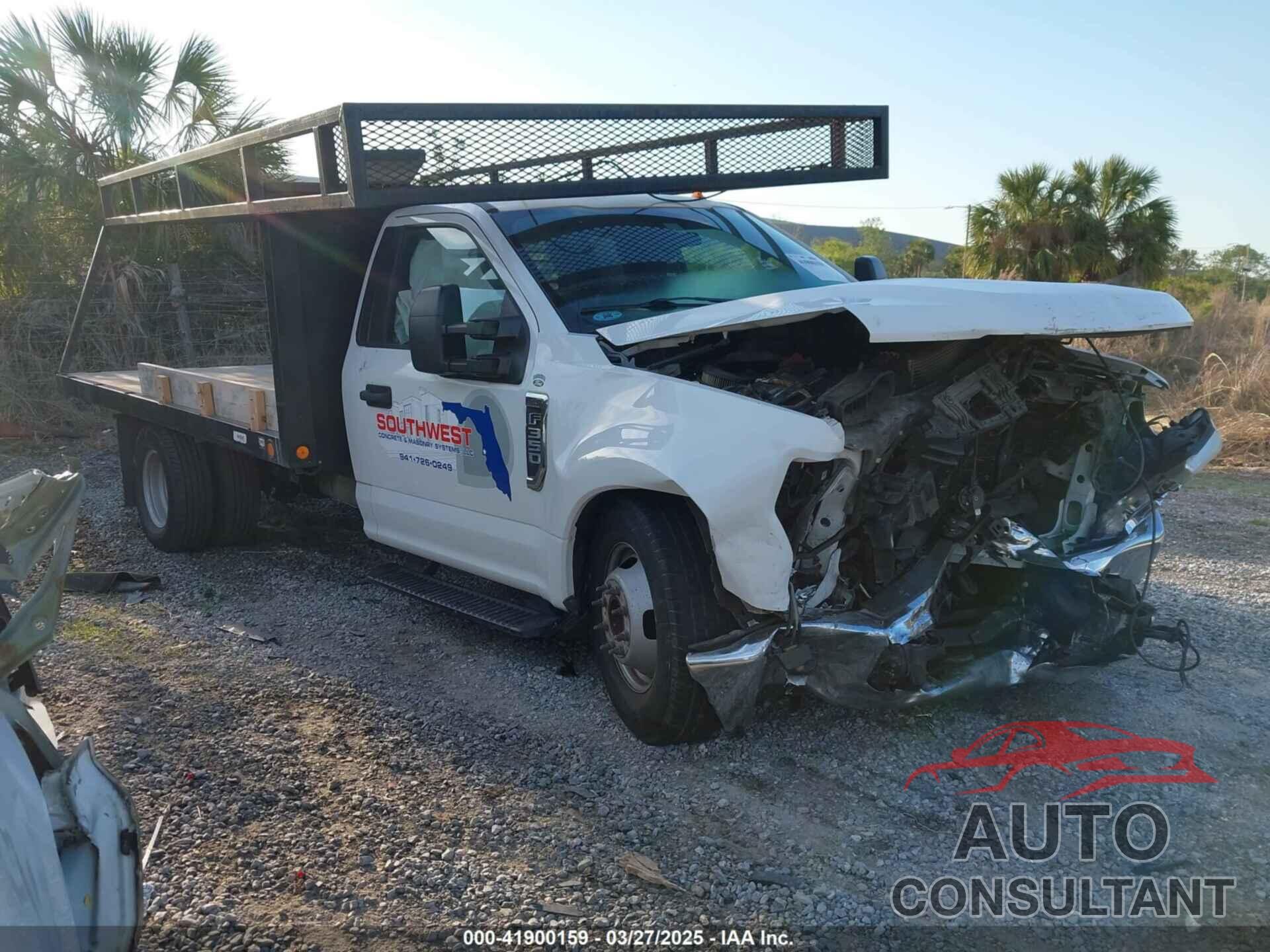 FORD F-350 CHASSIS 2017 - 1FDRF3G60HED28160