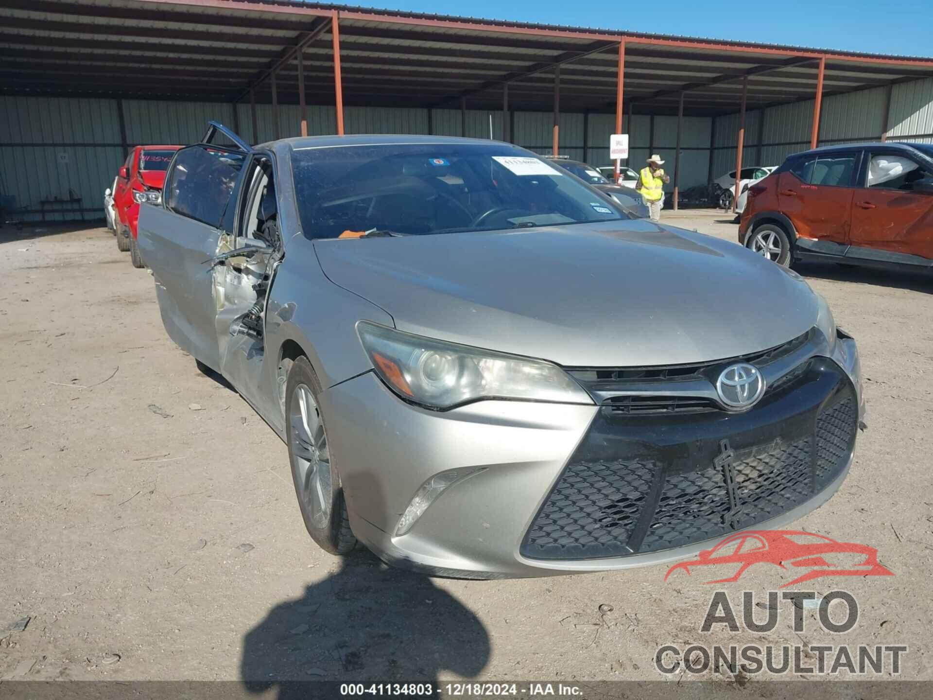 TOYOTA CAMRY 2016 - 4T1BF1FK2GU249243