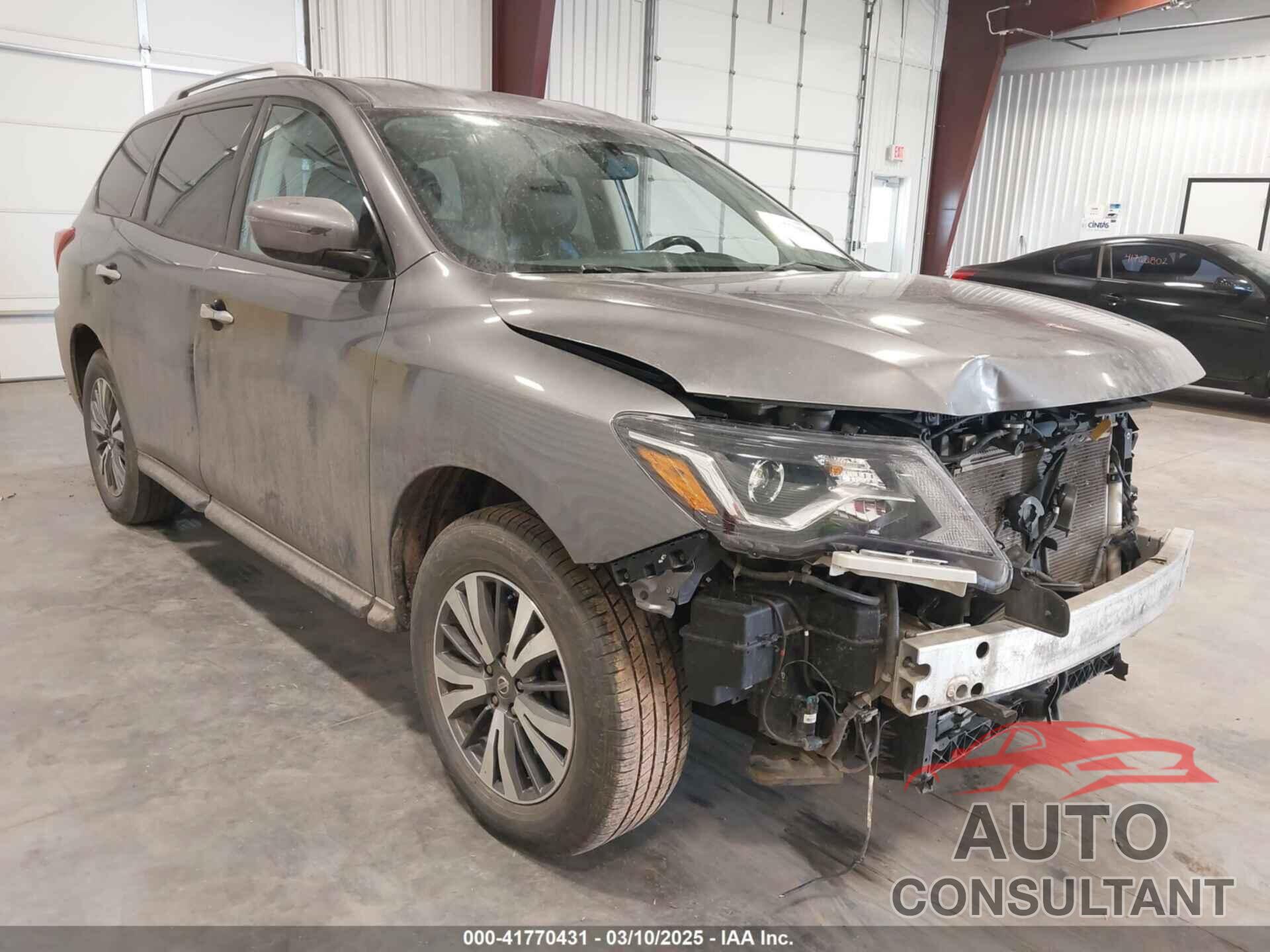 NISSAN PATHFINDER 2017 - 5N1DR2MM6HC662994