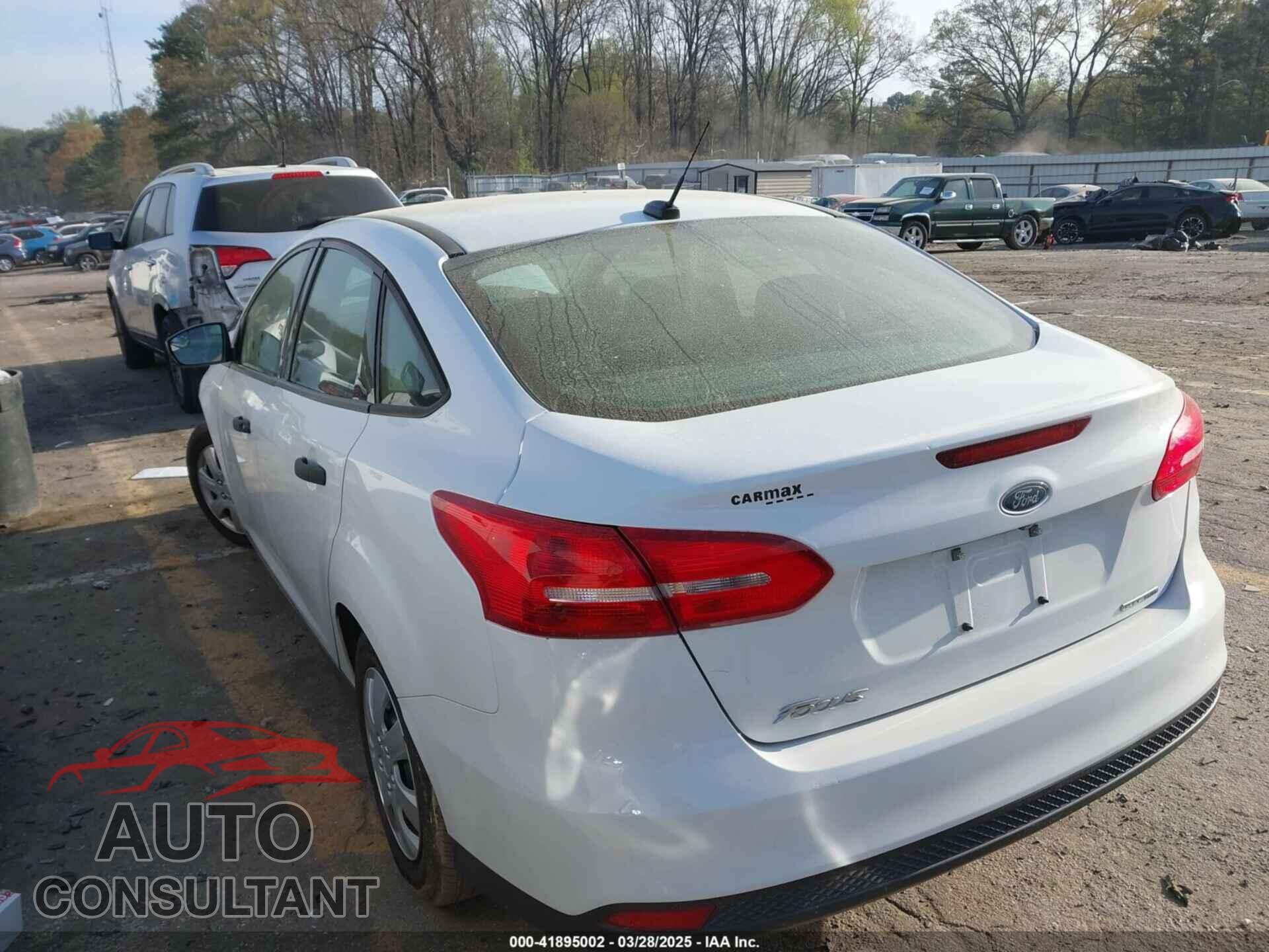 FORD FOCUS 2016 - 1FADP3E27GL225152