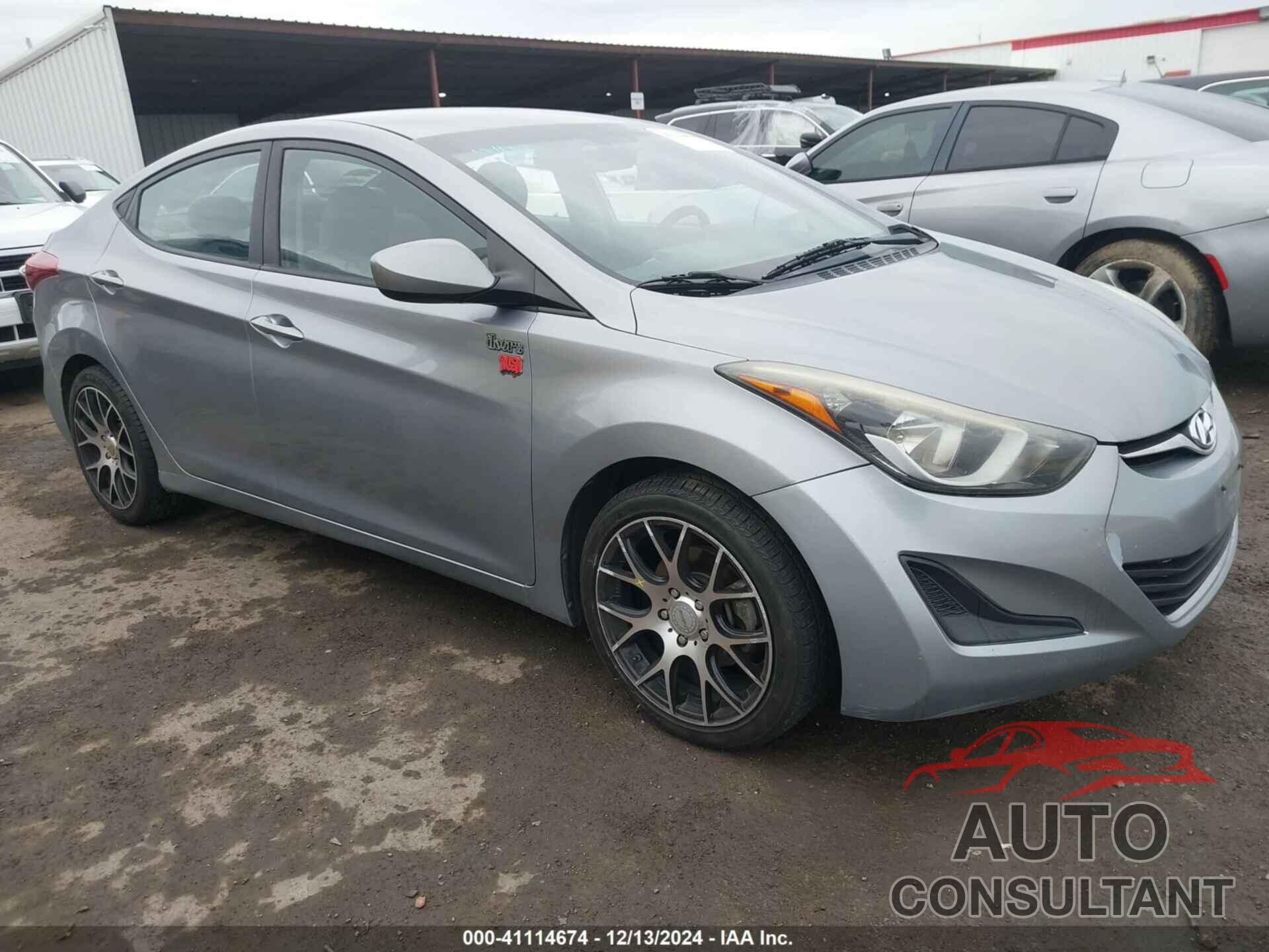 HYUNDAI ELANTRA 2016 - 5NPDH4AE1GH741508
