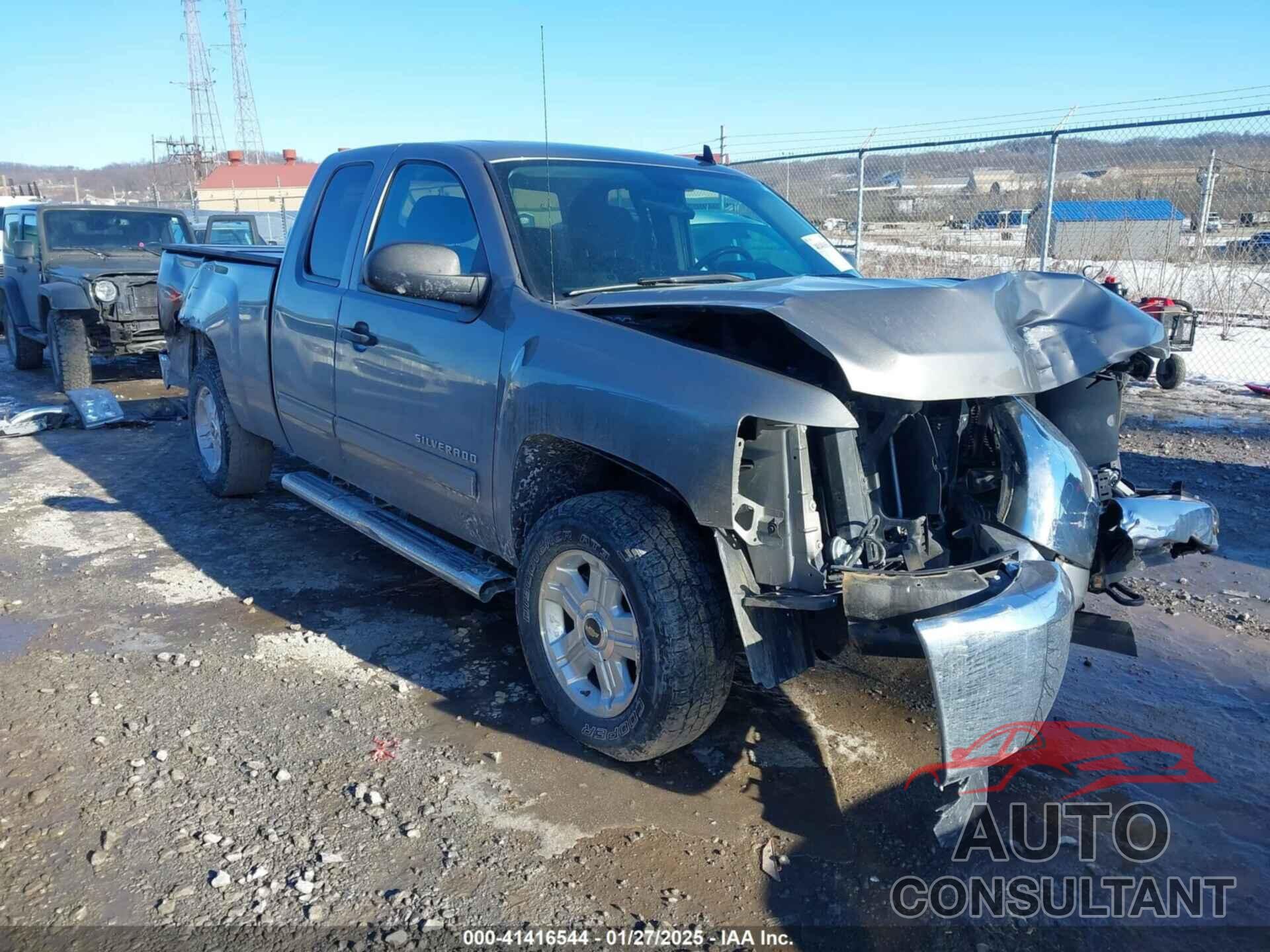 CHEVROLET SILVERADO 1500 2013 - 1GCRKSE75DZ185974