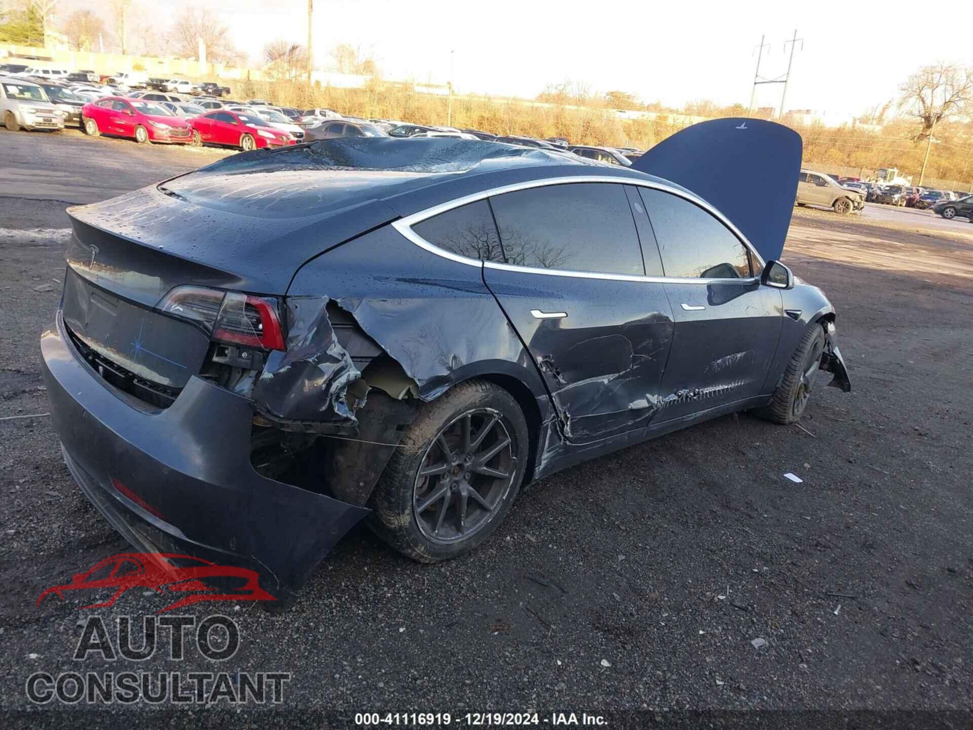 TESLA MODEL 3 2018 - 5YJ3E1EA2JF028231
