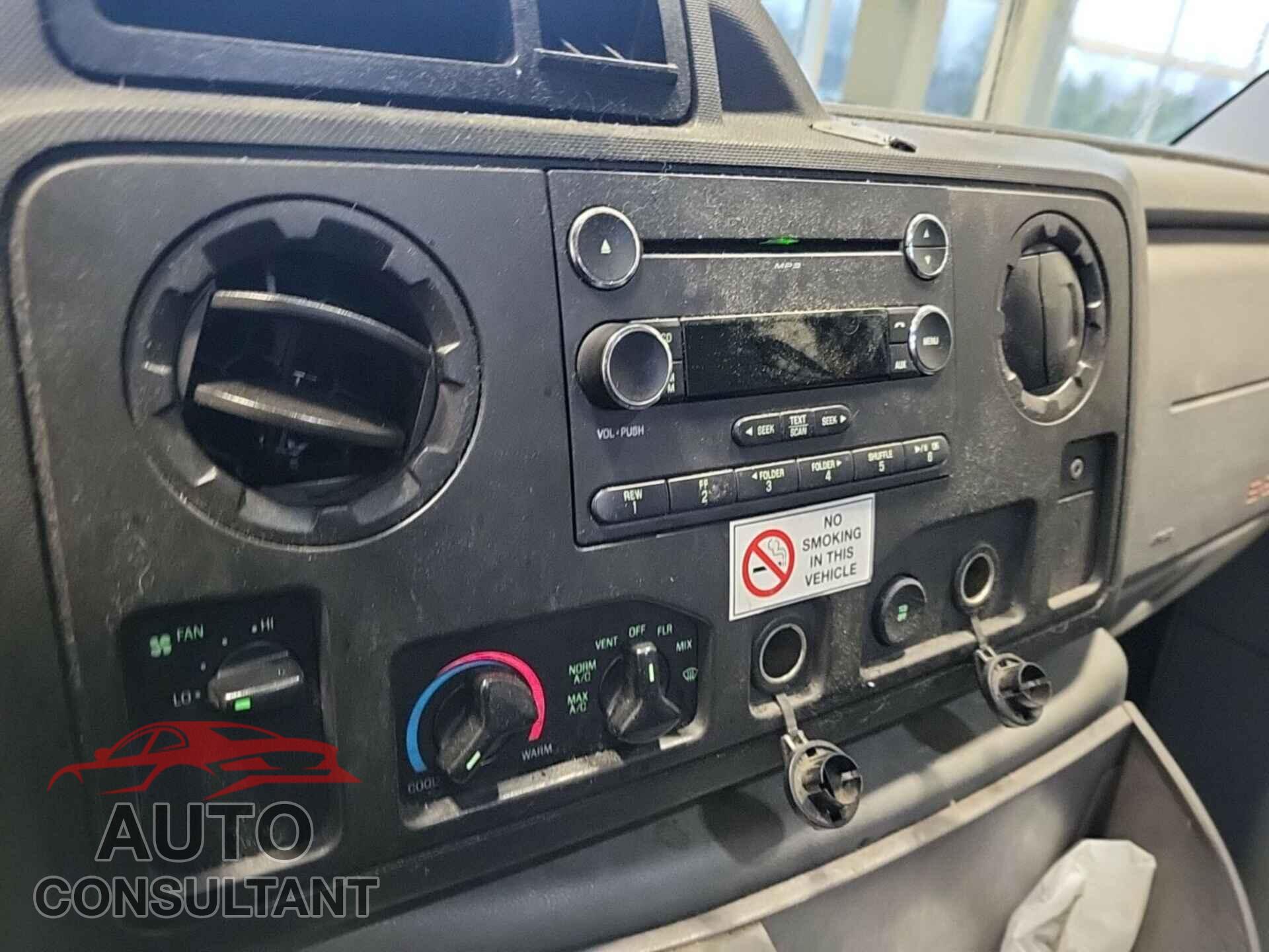 FORD E-150 2014 - 1FTNE1EW7EDA44460
